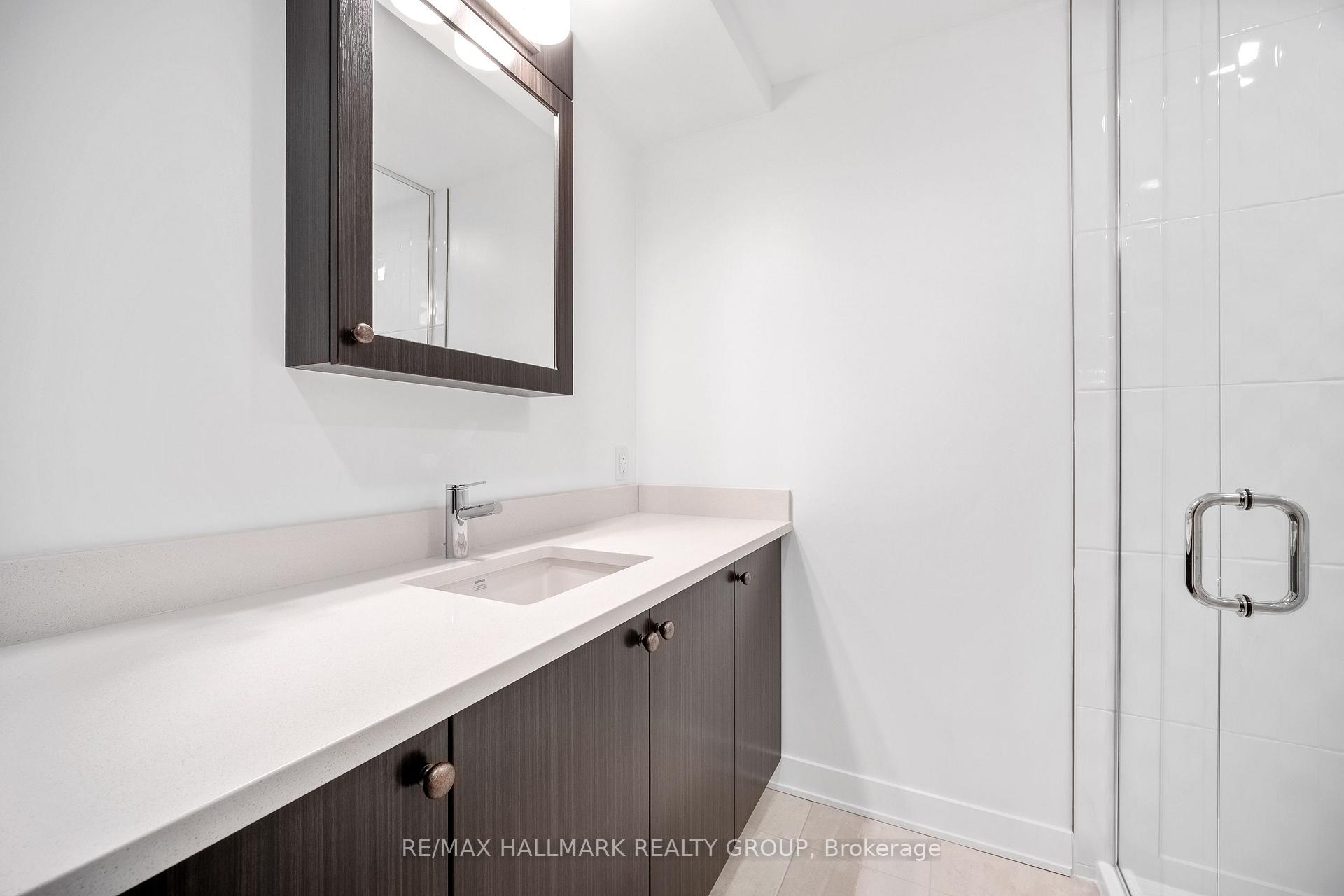Photo 8 of Unit 1403, 340 Queen Street, Ottawa, Ottawa Centre — HOMEH