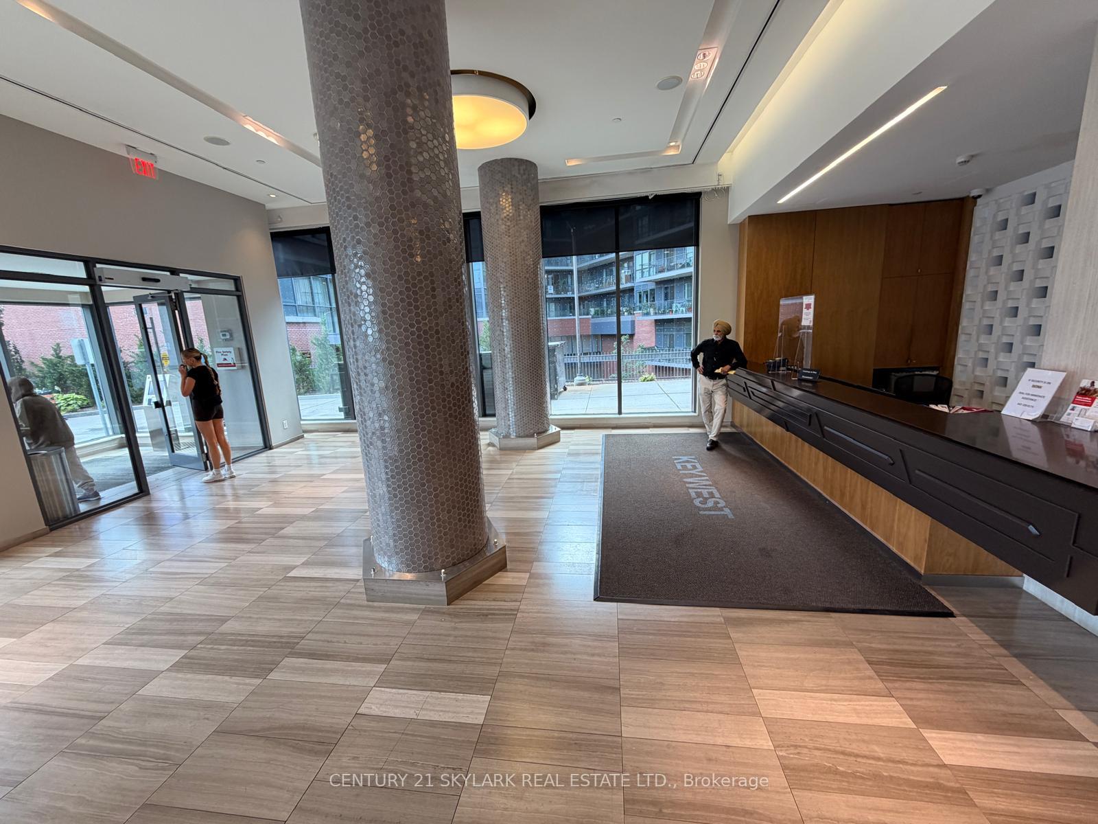 Photo 3 of Unit 1510, 36 Parklawn Road, Etobicoke, Mimico — HOMEH