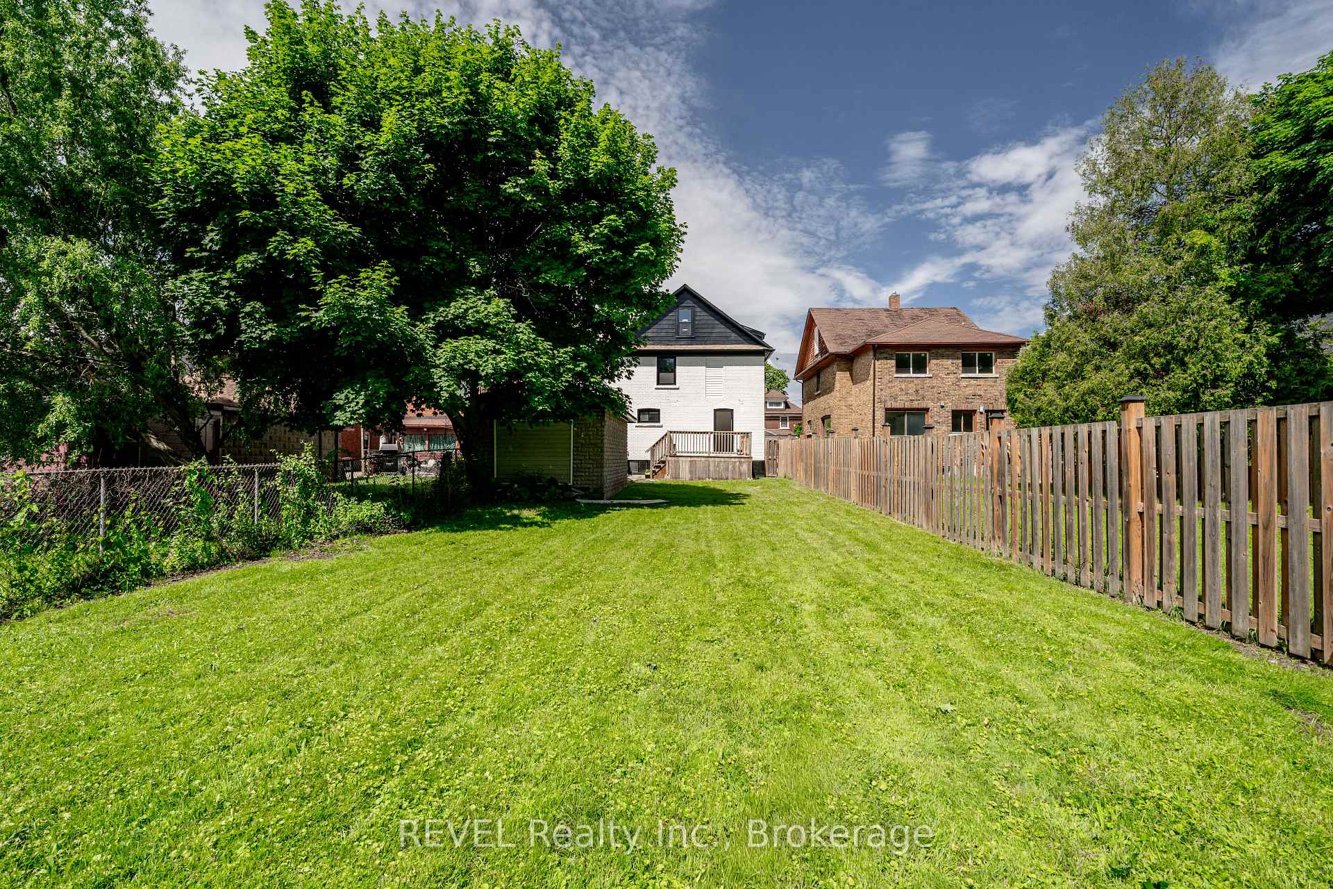 Photo 28 of 4830 Fourth Avenue, Niagara Falls, Cherrywood — HOMEH