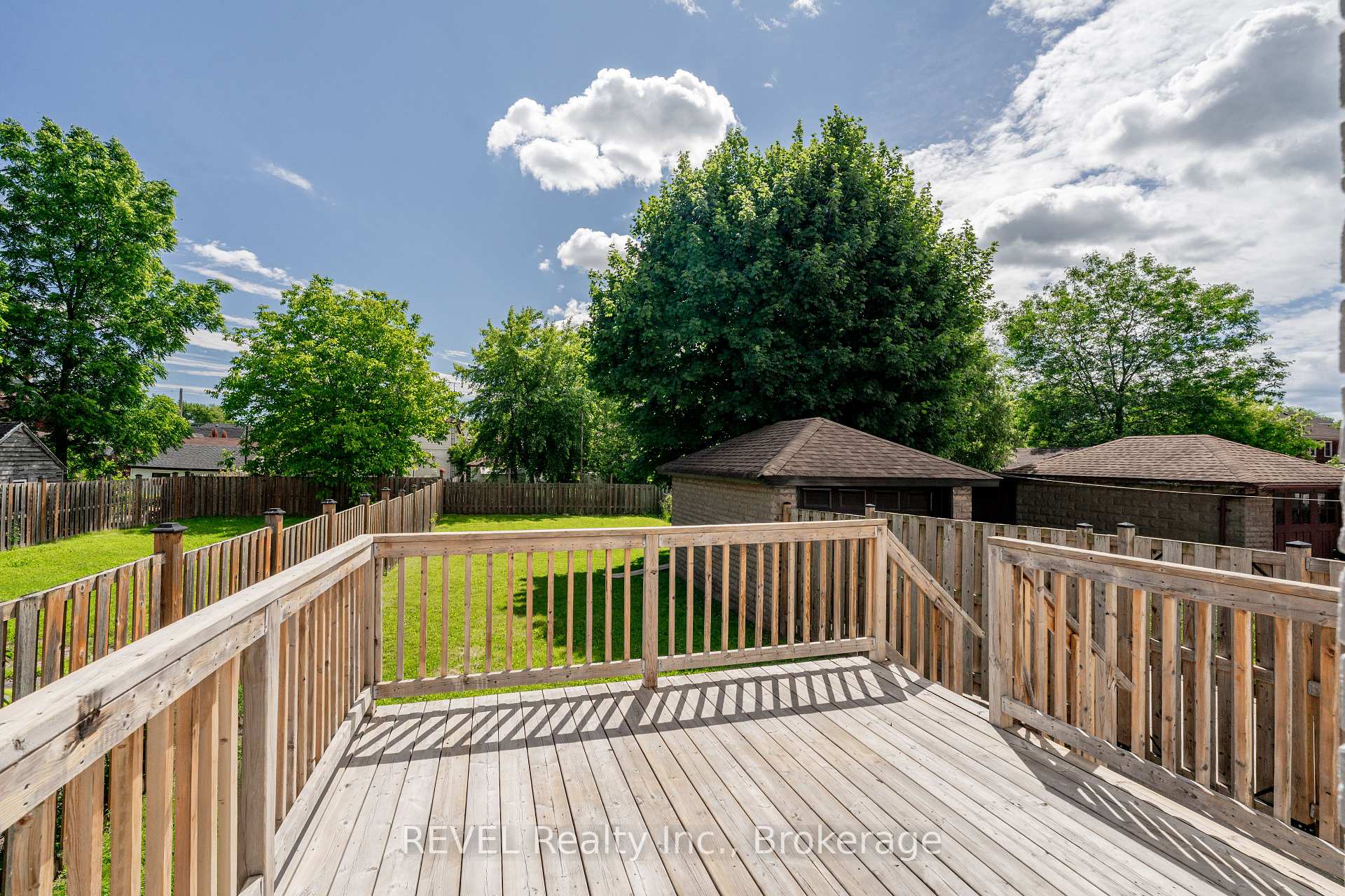 Photo 29 of 4830 Fourth Avenue, Niagara Falls, Cherrywood — HOMEH