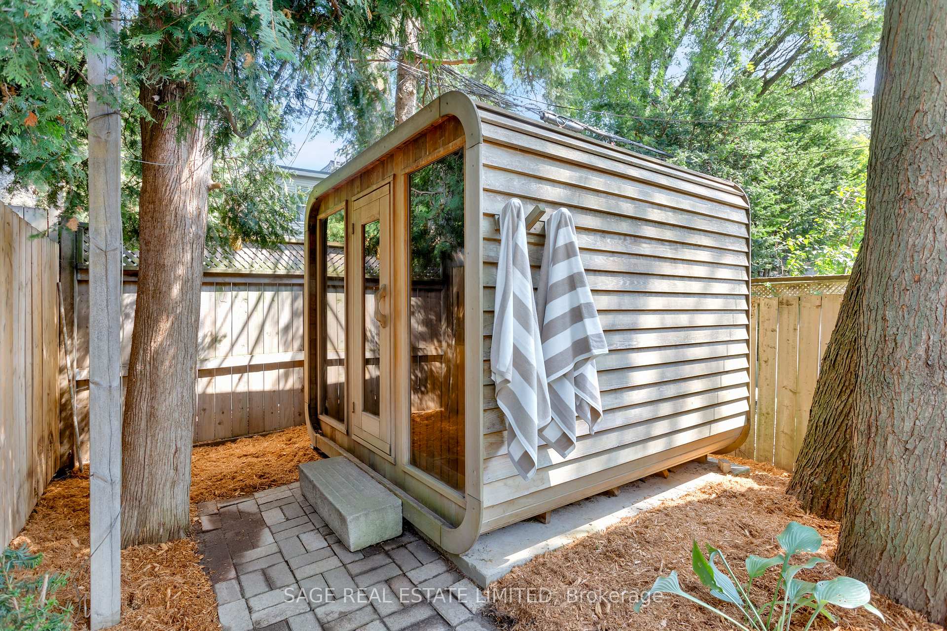 Photo 17 of 195 Boulton Avenue, Toronto, South Riverdale — HOMEH