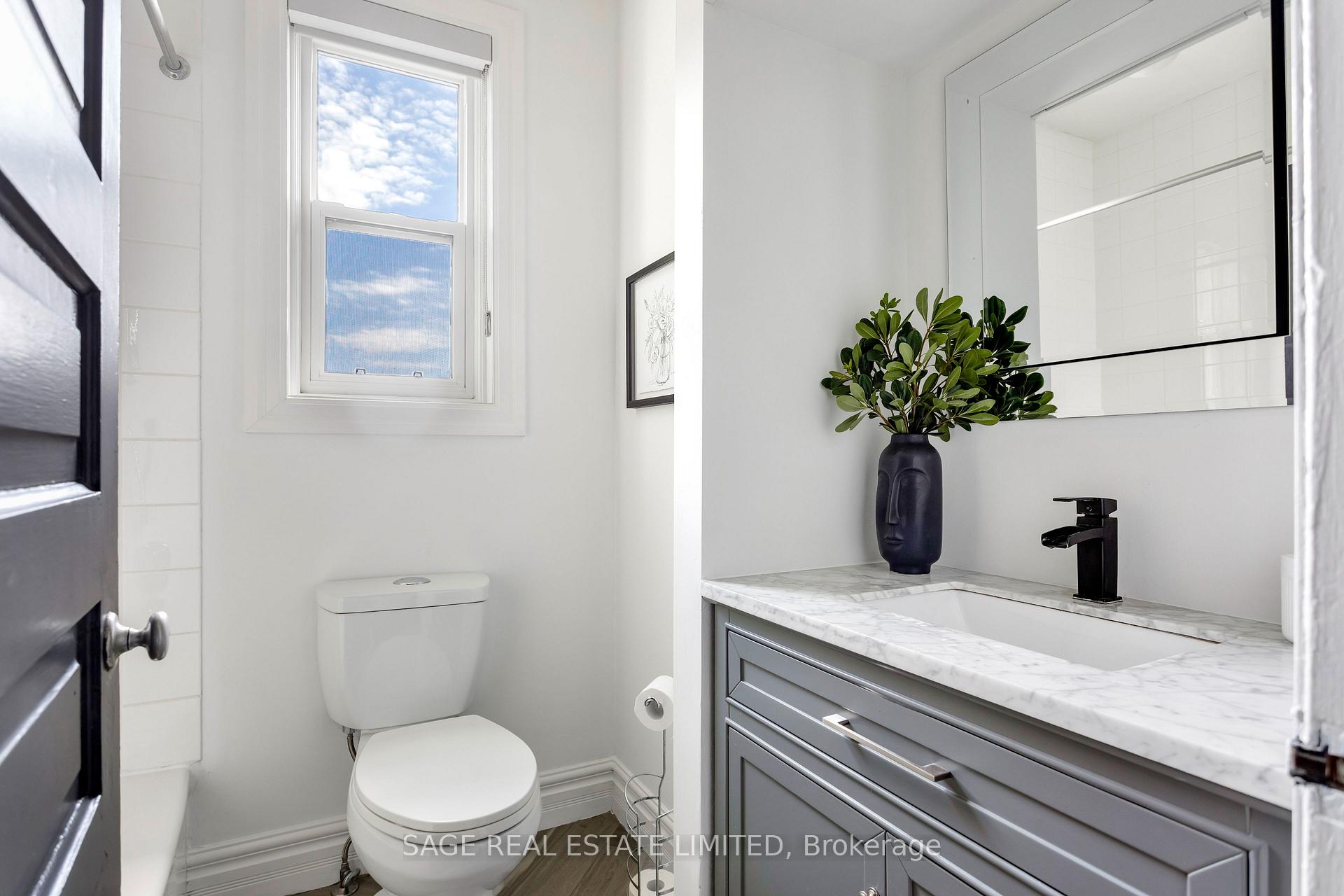 Photo 29 of 195 Boulton Avenue, Toronto, South Riverdale — HOMEH
