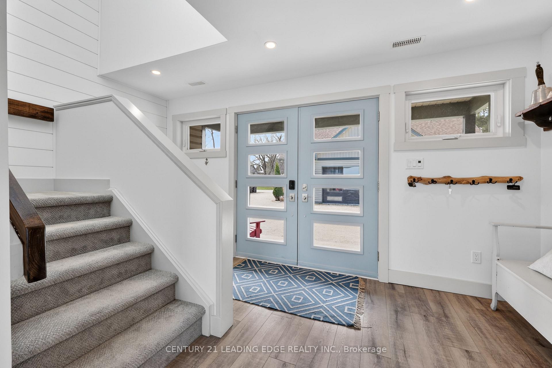 Photo 4 of 29 St. Clair Street, Collingwood — HOMEH