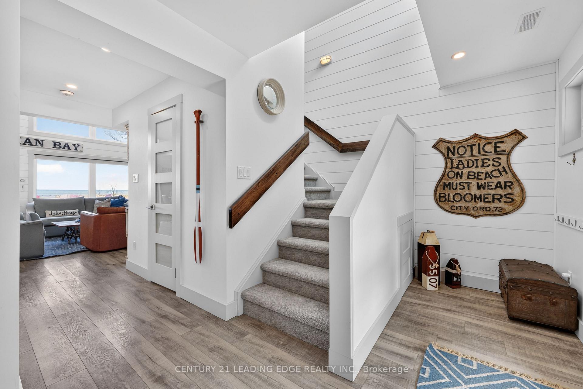 Photo 5 of 29 St. Clair Street, Collingwood — HOMEH