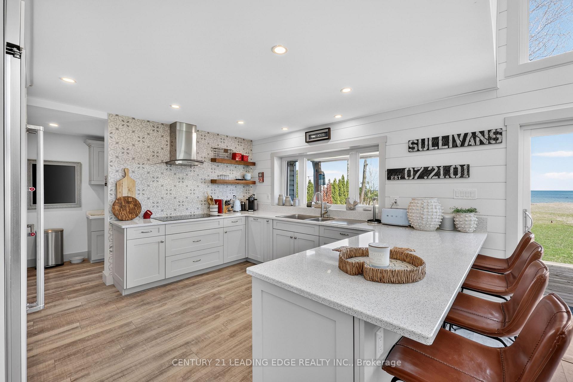Photo 14 of 29 St. Clair Street, Collingwood — HOMEH