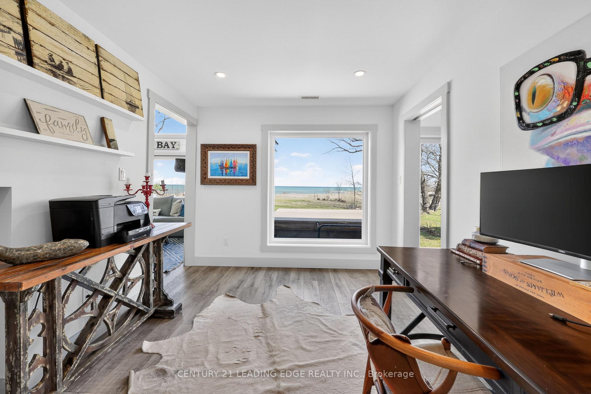 Photo 21 of 29 St. Clair Street, Collingwood — HOMEH