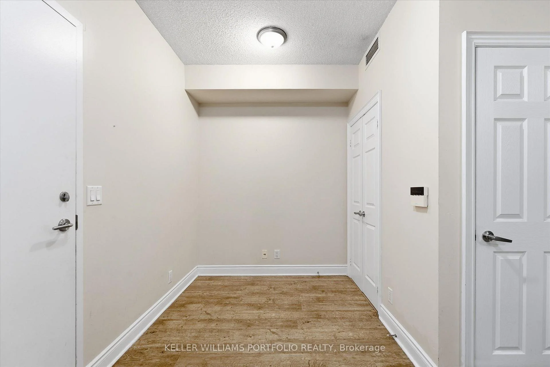 Photo 3 of Unit 133, 33 Cox Boulevard, Markham, Unionville — HOMEH