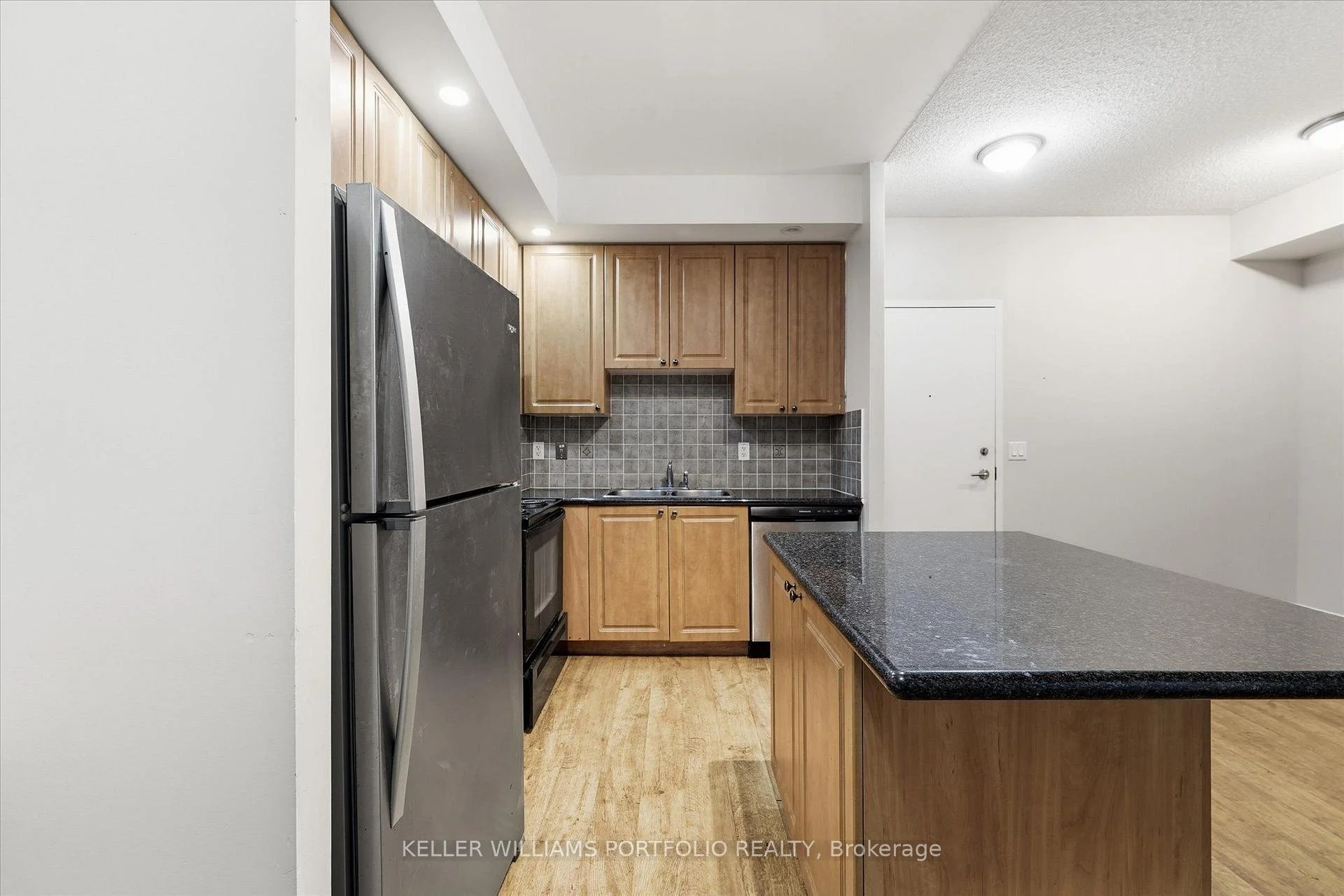 Photo 7 of Unit 133, 33 Cox Boulevard, Markham, Unionville — HOMEH