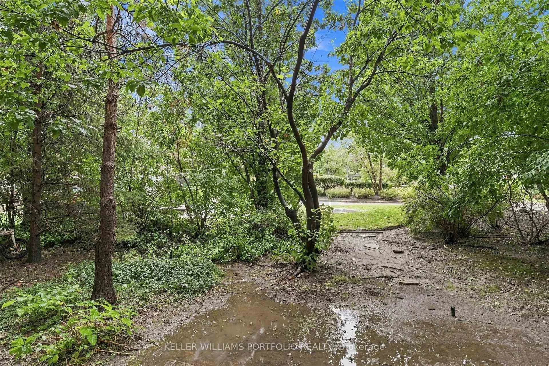 Photo 25 of Unit 133, 33 Cox Boulevard, Markham, Unionville — HOMEH