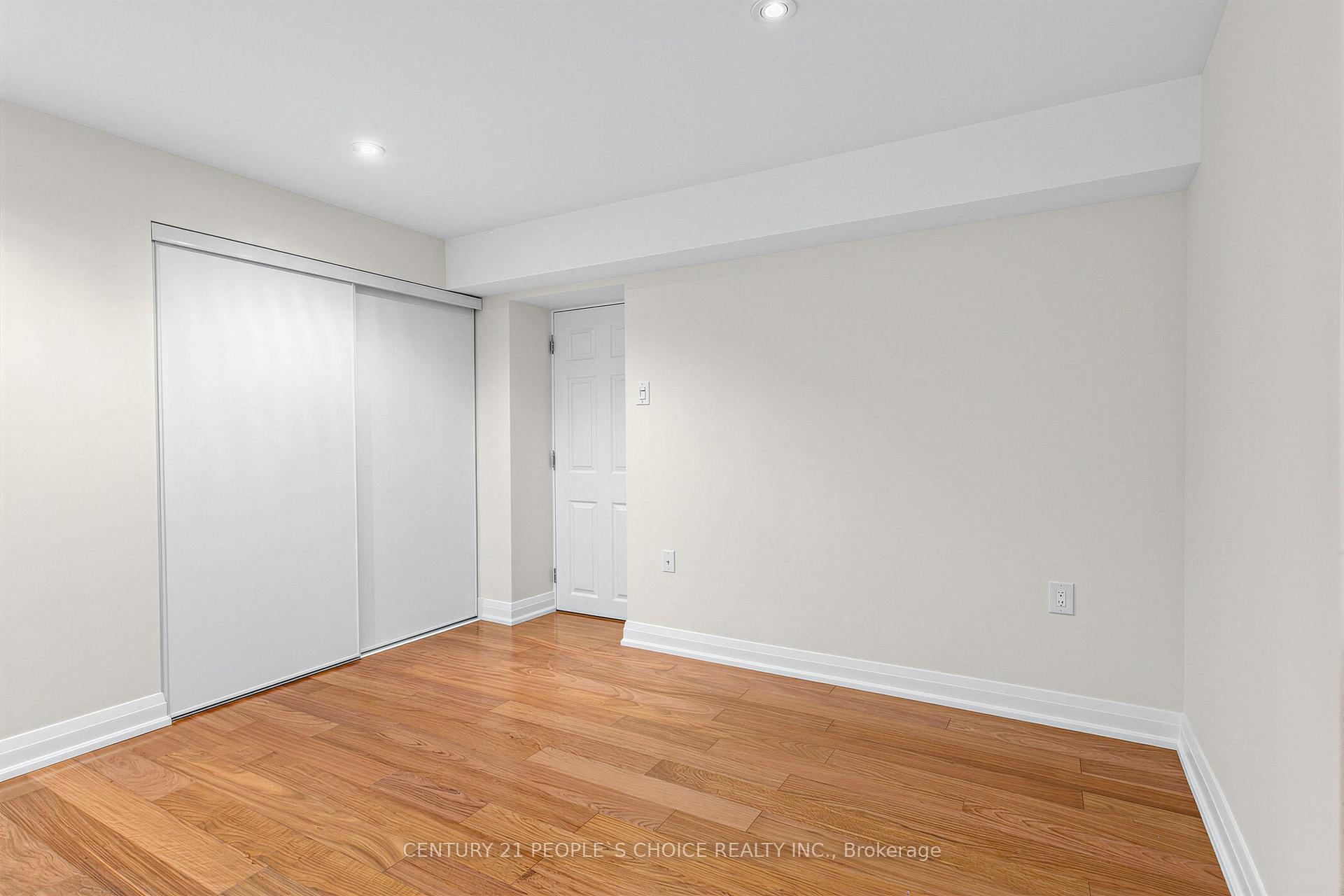 Photo 11 of Unit LOWER, 42 Dixfield Drive, Etobicoke, Eringate-Centennial-West Deane — HOMEH