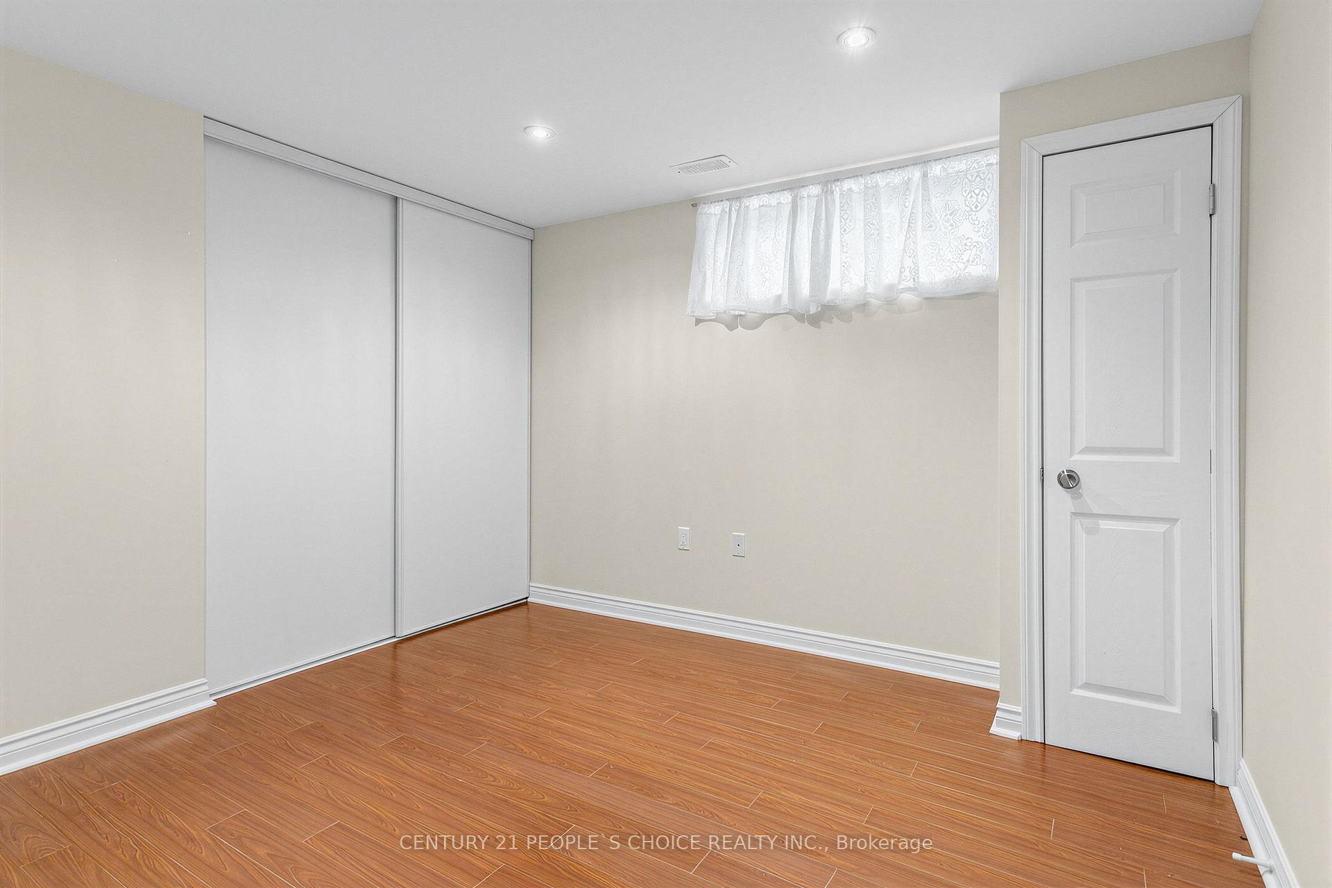 Photo 18 of Unit LOWER, 42 Dixfield Drive, Etobicoke, Eringate-Centennial-West Deane — HOMEH