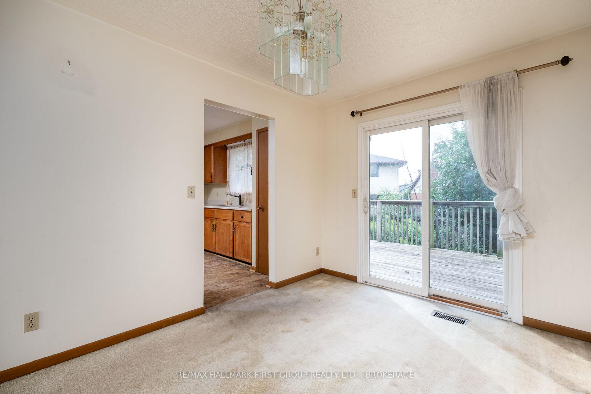 Photo 10 of 101 Cascade Boulevard, Belleville, Belleville Ward — HOMEH