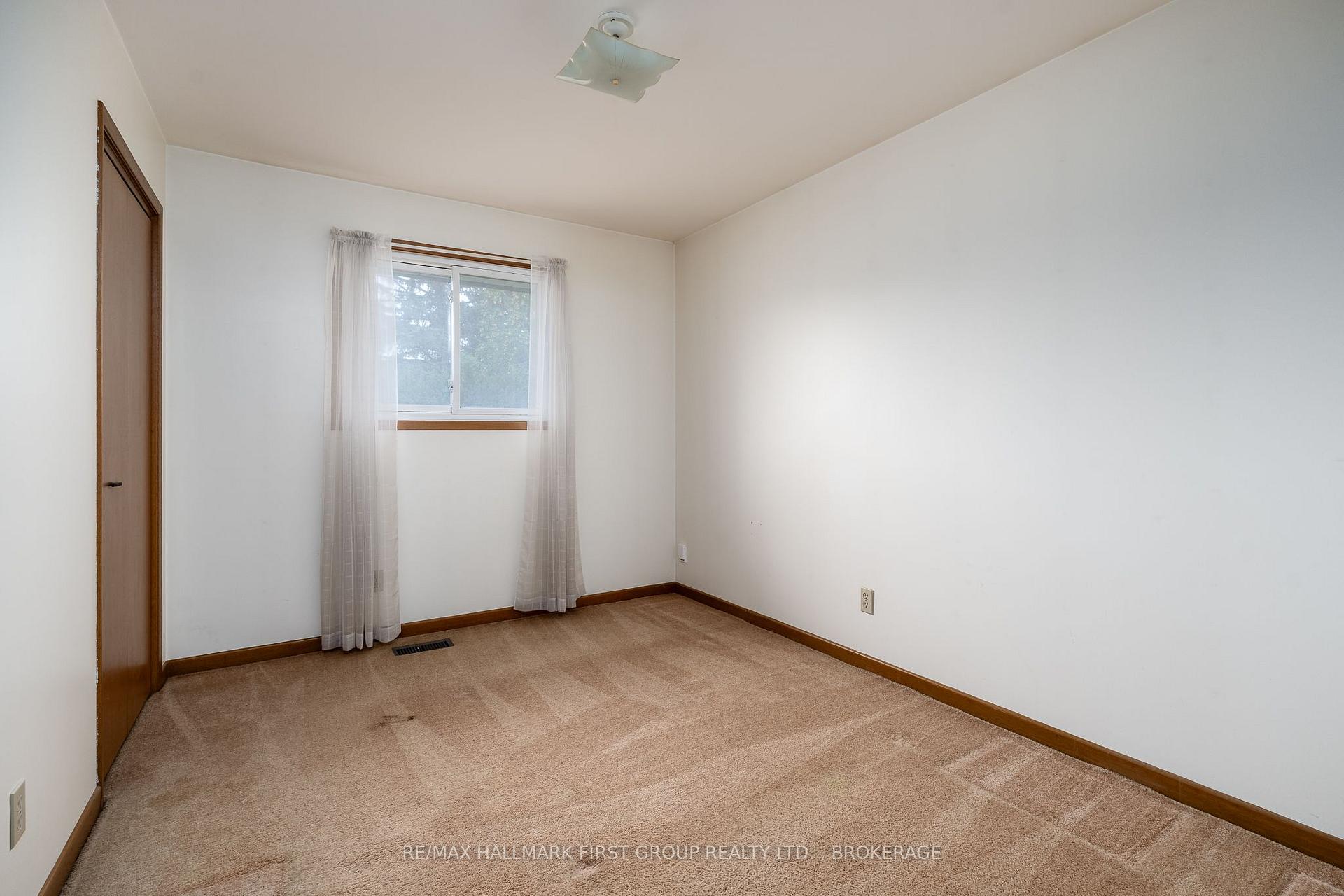 Photo 20 of 101 Cascade Boulevard, Belleville, Belleville Ward — HOMEH