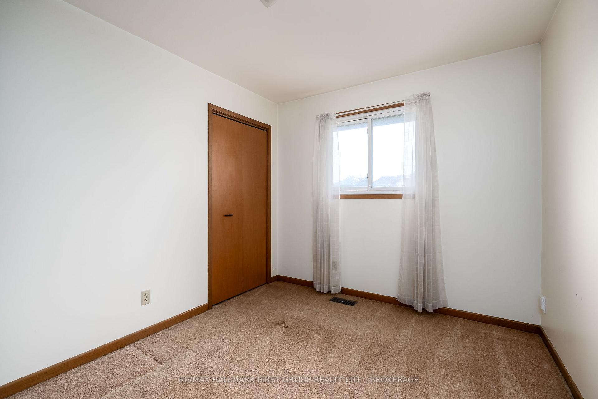 Photo 21 of 101 Cascade Boulevard, Belleville, Belleville Ward — HOMEH