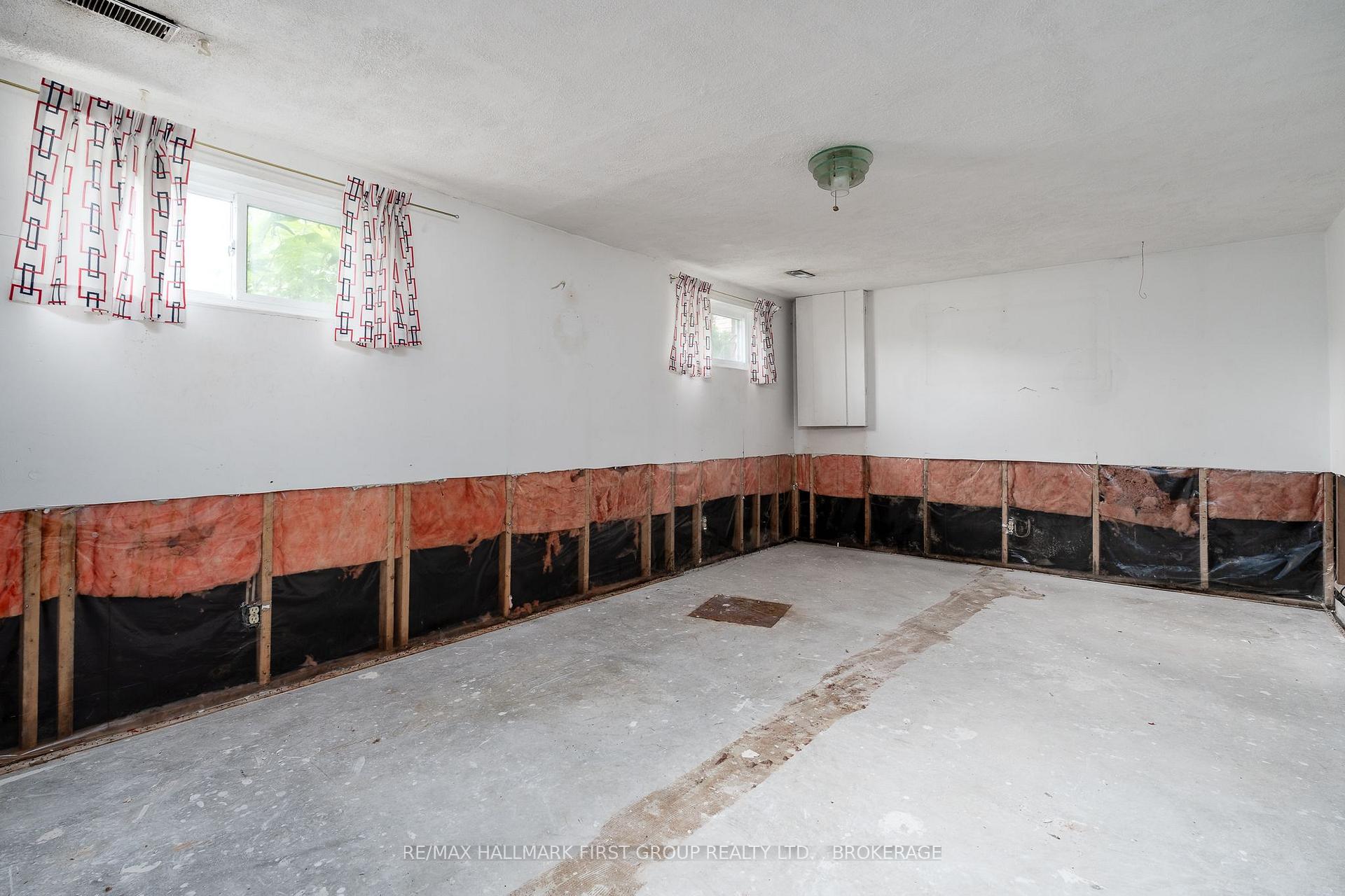 Photo 22 of 101 Cascade Boulevard, Belleville, Belleville Ward — HOMEH