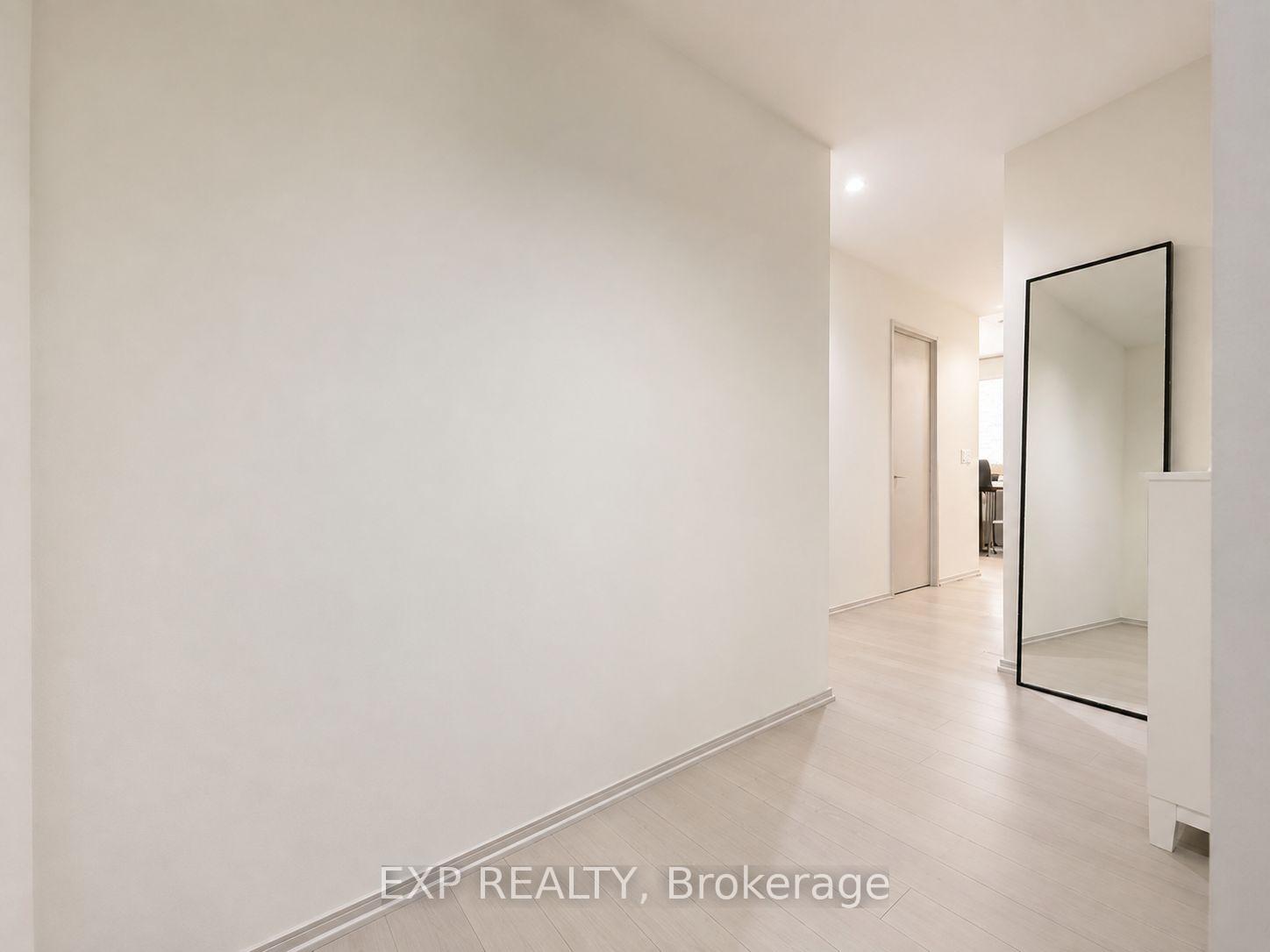 Photo 2 of Unit 1406, 70 Temperance Street, Toronto, Bay Street Corridor — HOMEH