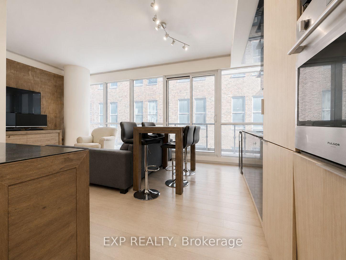 Photo 9 of Unit 1406, 70 Temperance Street, Toronto, Bay Street Corridor — HOMEH
