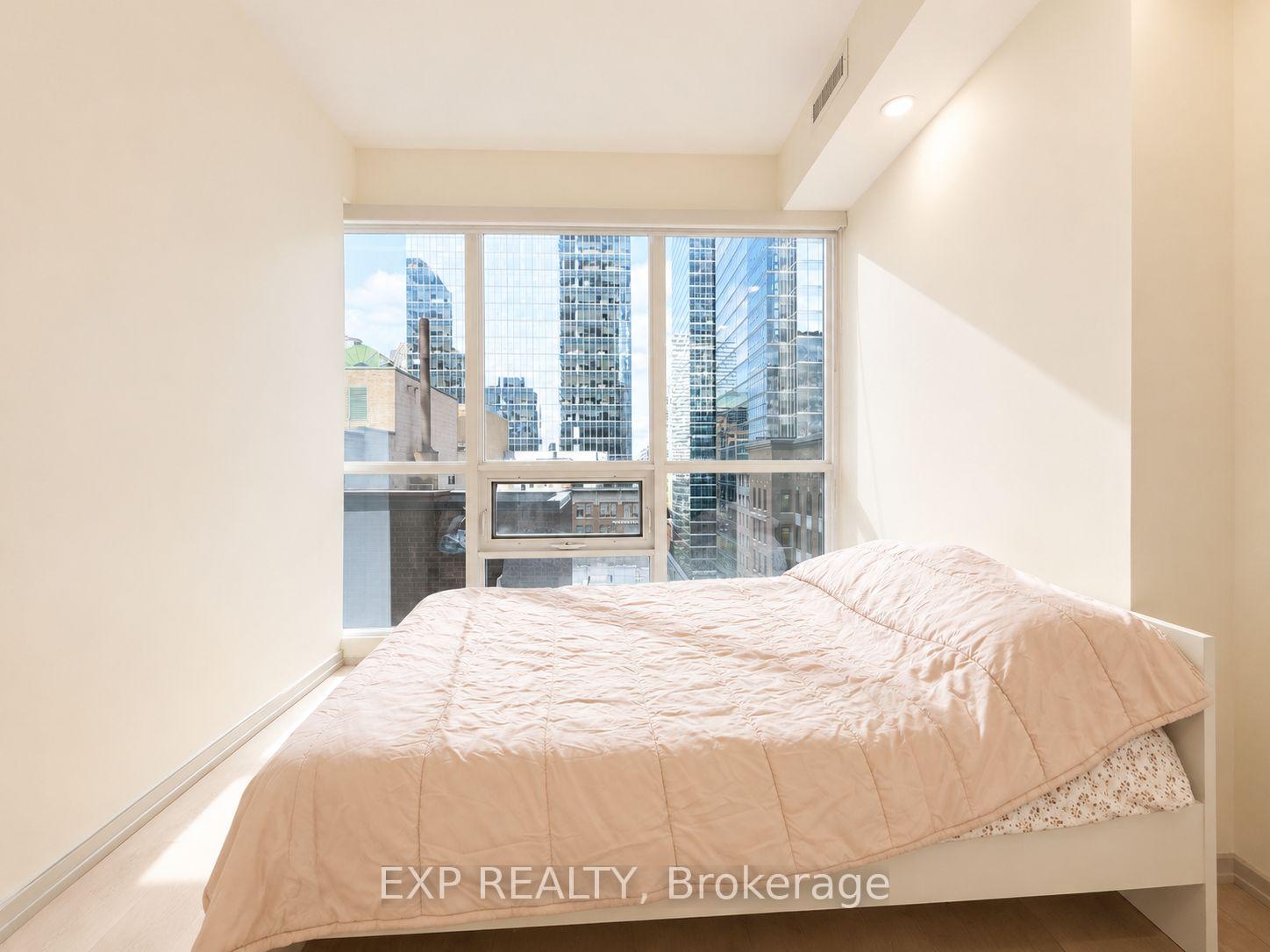 Photo 17 of Unit 1406, 70 Temperance Street, Toronto, Bay Street Corridor — HOMEH