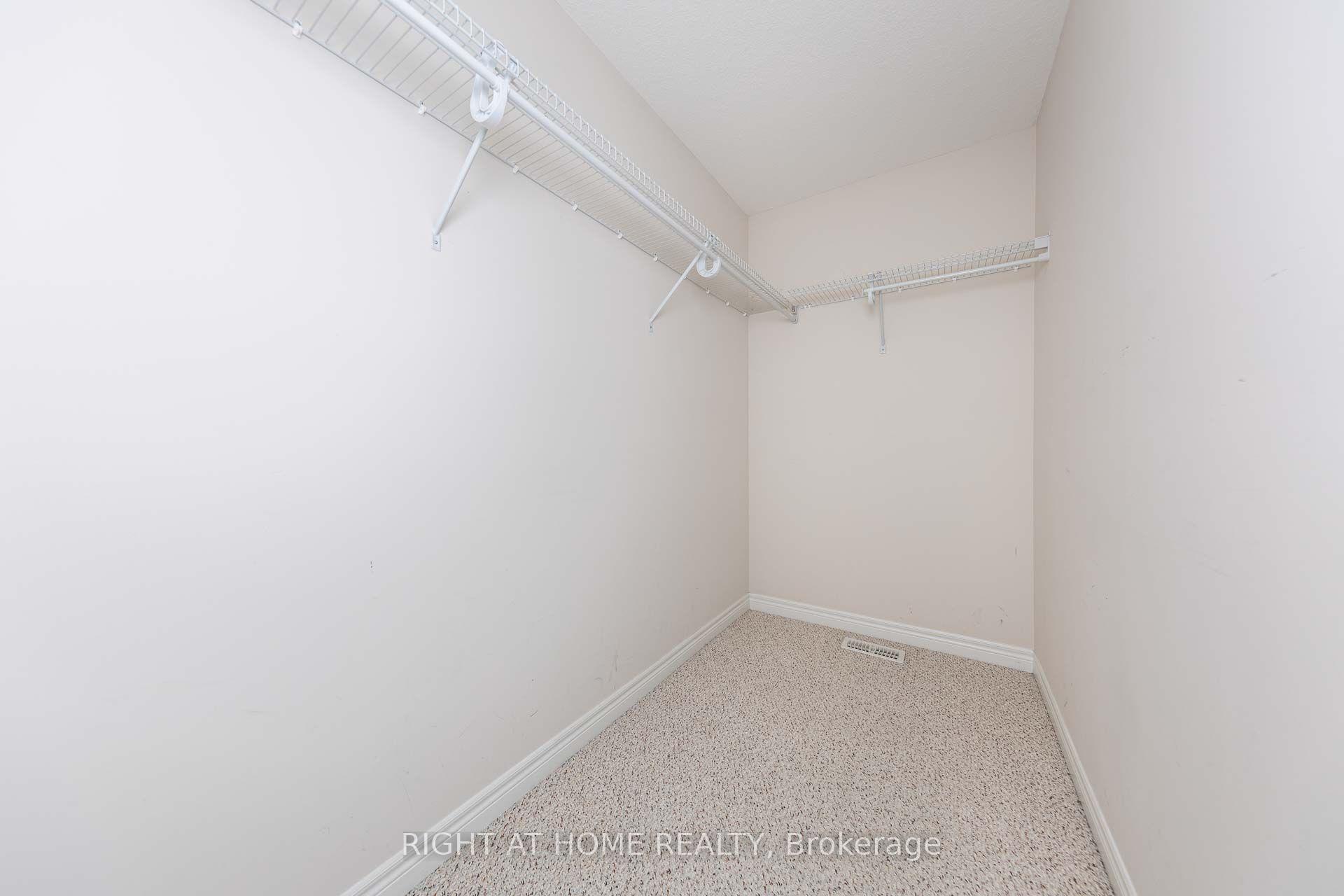 Photo 22 of 71 Southshore Crescent, Hamilton, Lakeshore — HOMEH