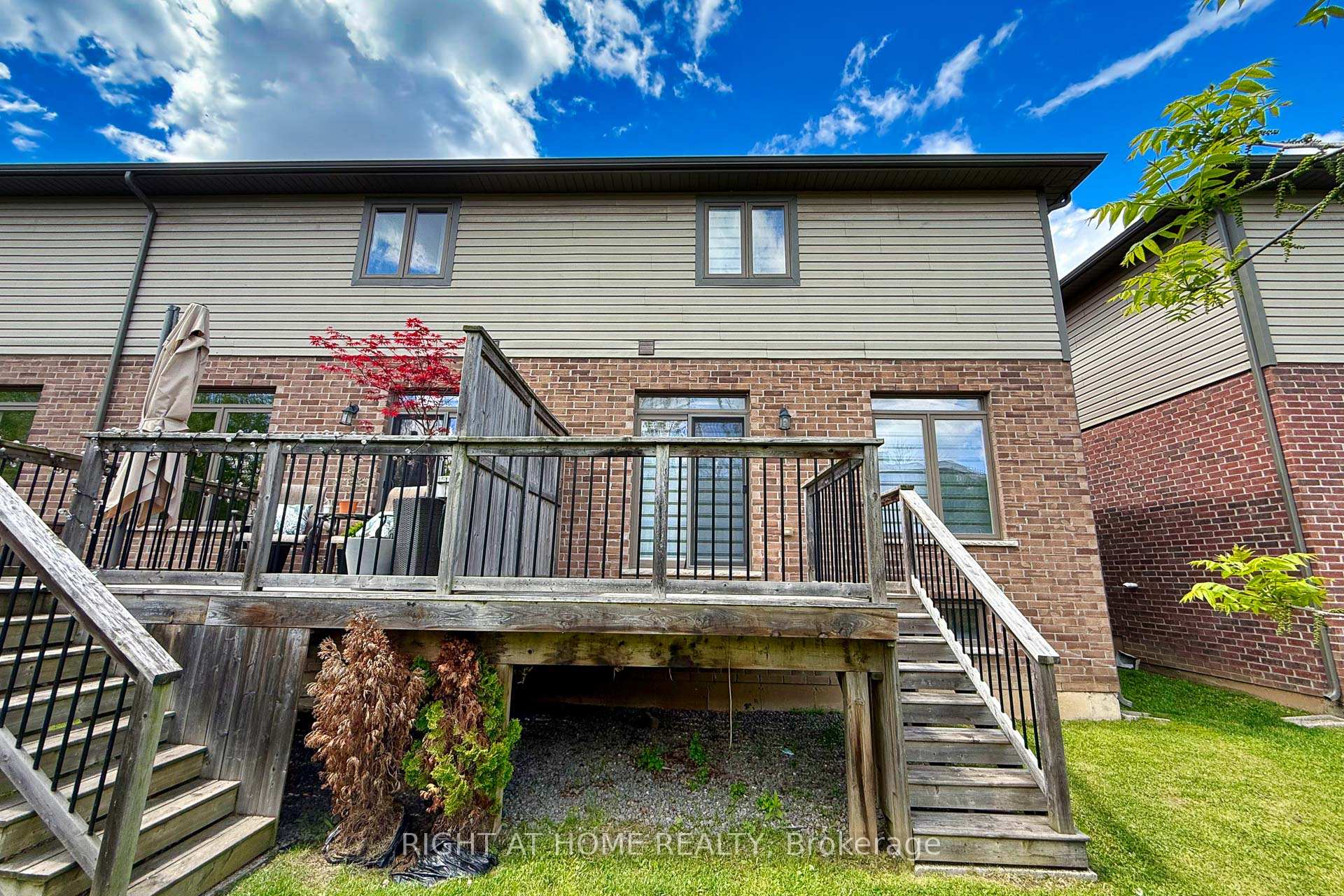 Photo 36 of 71 Southshore Crescent, Hamilton, Lakeshore — HOMEH
