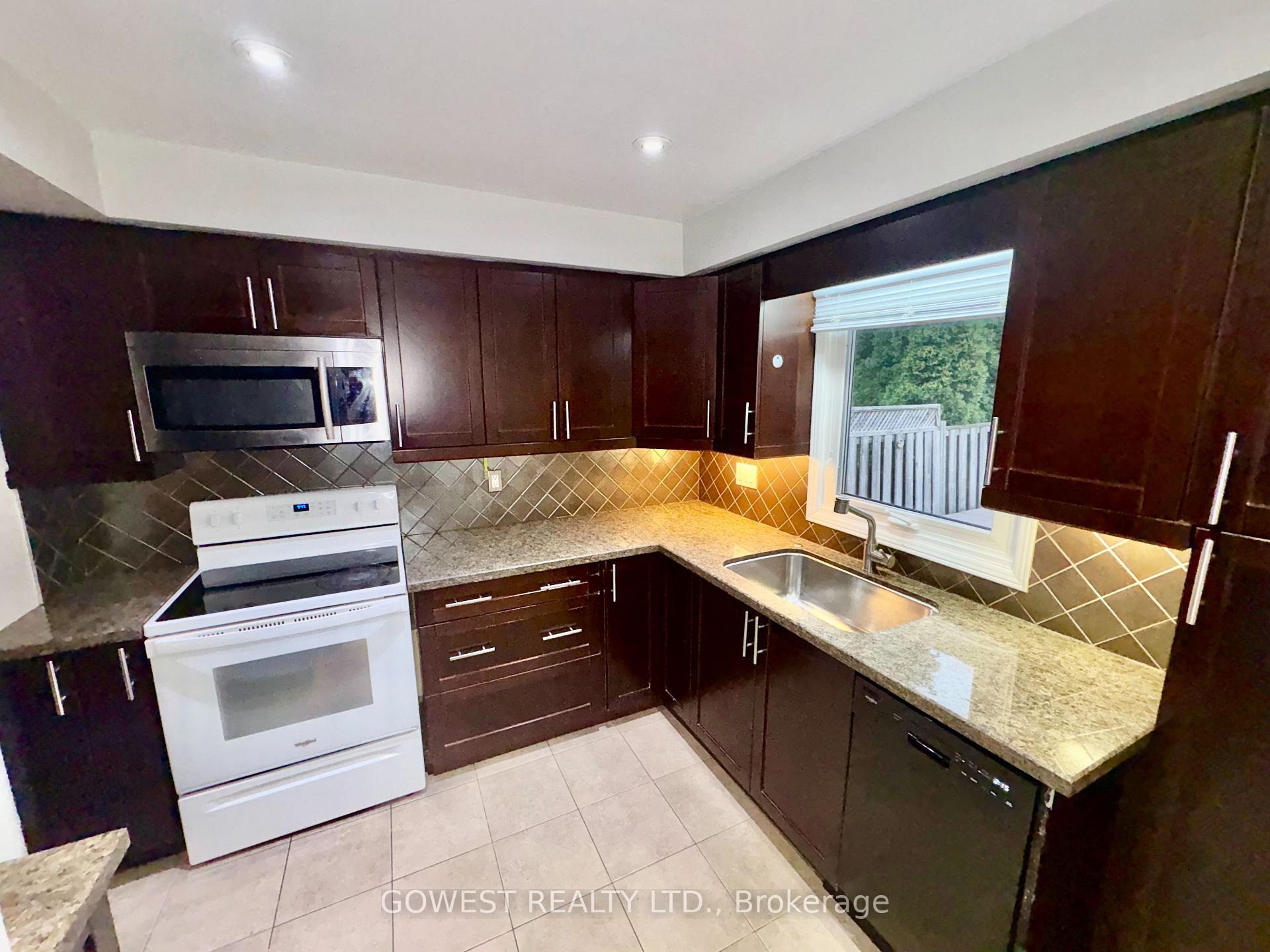 Photo 3 of 4138 Independence Avenue, Mississauga, Rathwood — HOMEH