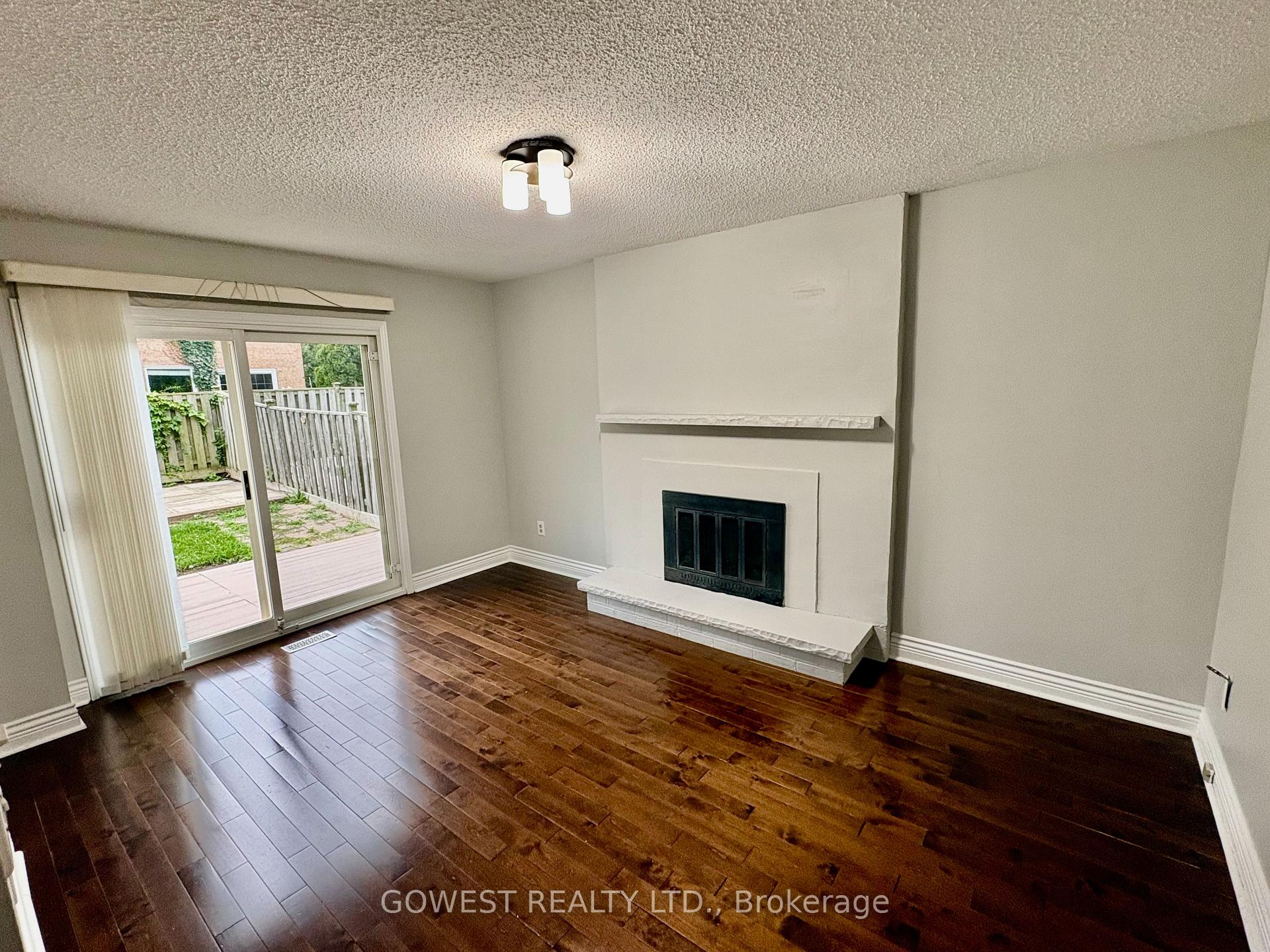 Photo 5 of 4138 Independence Avenue, Mississauga, Rathwood — HOMEH