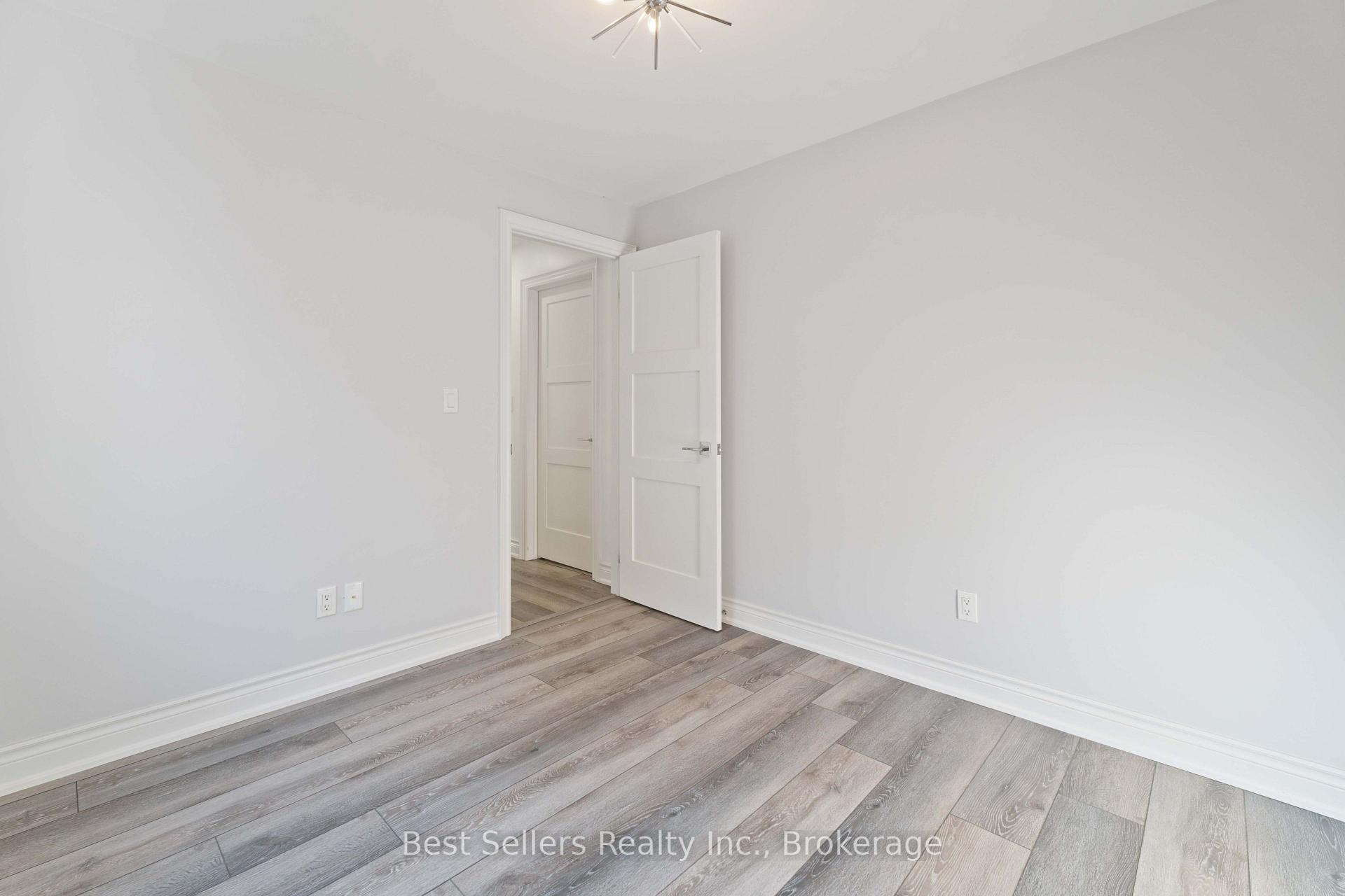 Photo 12 of Unit A, 599 Beach Boulevard, Hamilton, Hamilton Beach — HOMEH