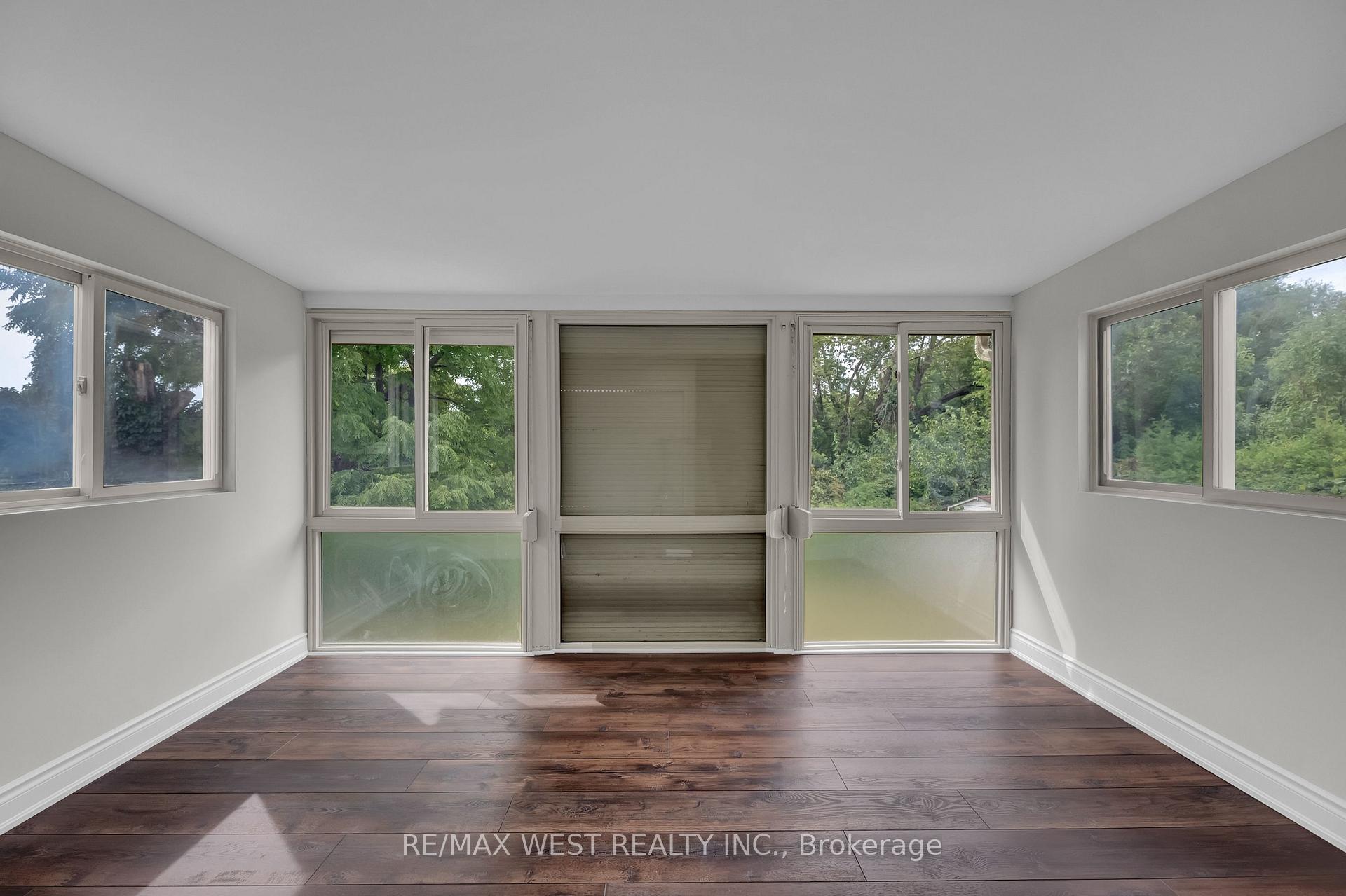 Photo 13 of Unit Main, 397 Brentwood Avenue, Oshawa, O'Neill — HOMEH