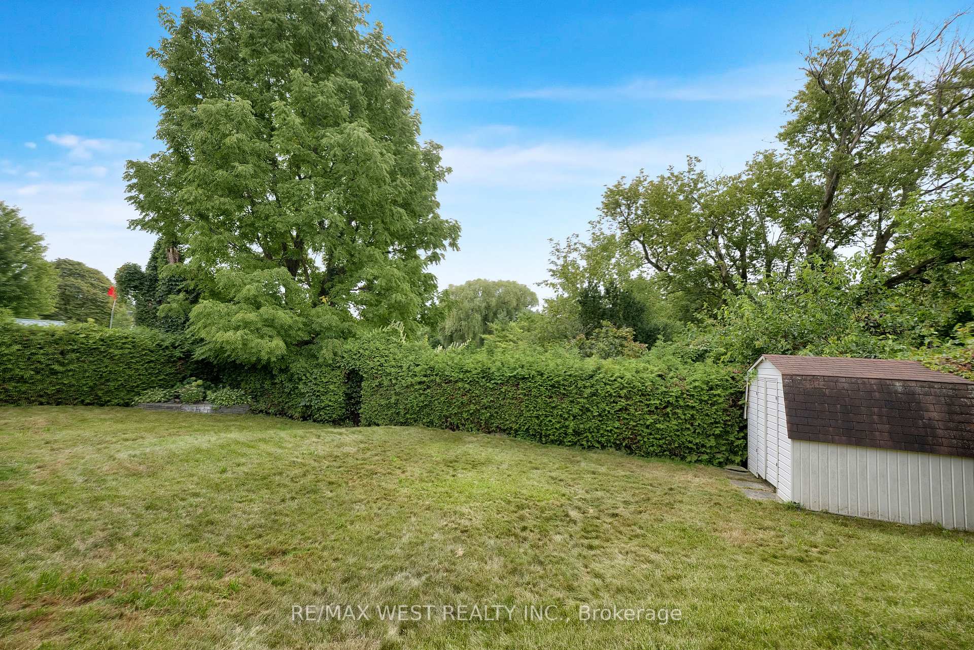 Photo 31 of Unit Main, 397 Brentwood Avenue, Oshawa, O'Neill — HOMEH