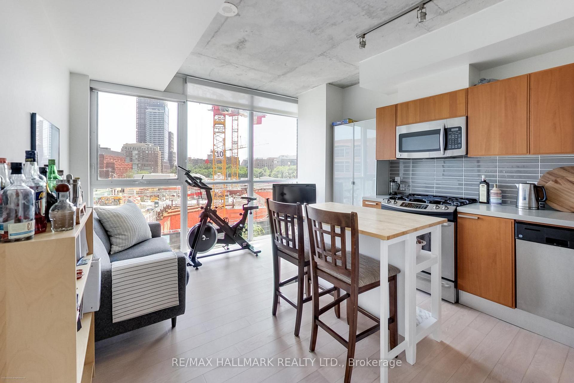 Front of Unit 317, 318 King Street E