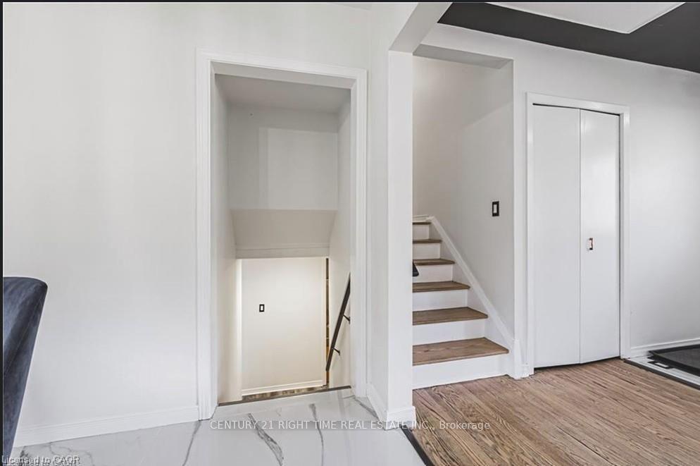 Photo 7 of 267 Erb Street E, Waterloo, Fairfield — HOMEH