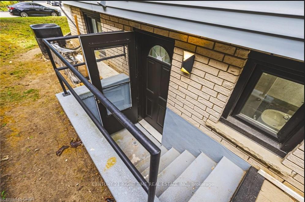 Photo 18 of 267 Erb Street E, Waterloo, Fairfield — HOMEH