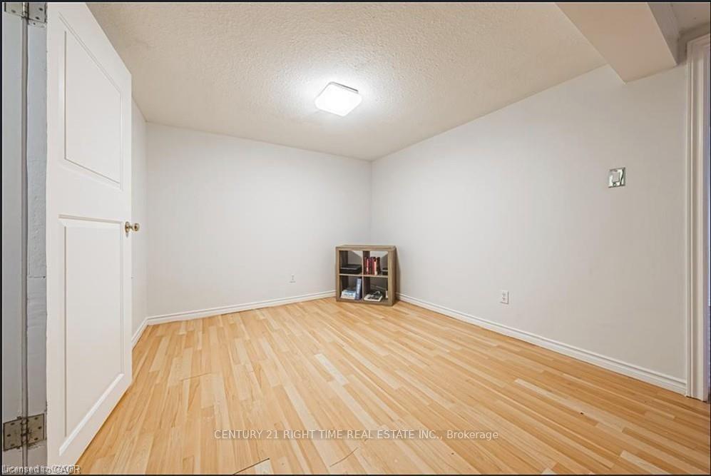 Photo 25 of 267 Erb Street E, Waterloo, Fairfield — HOMEH
