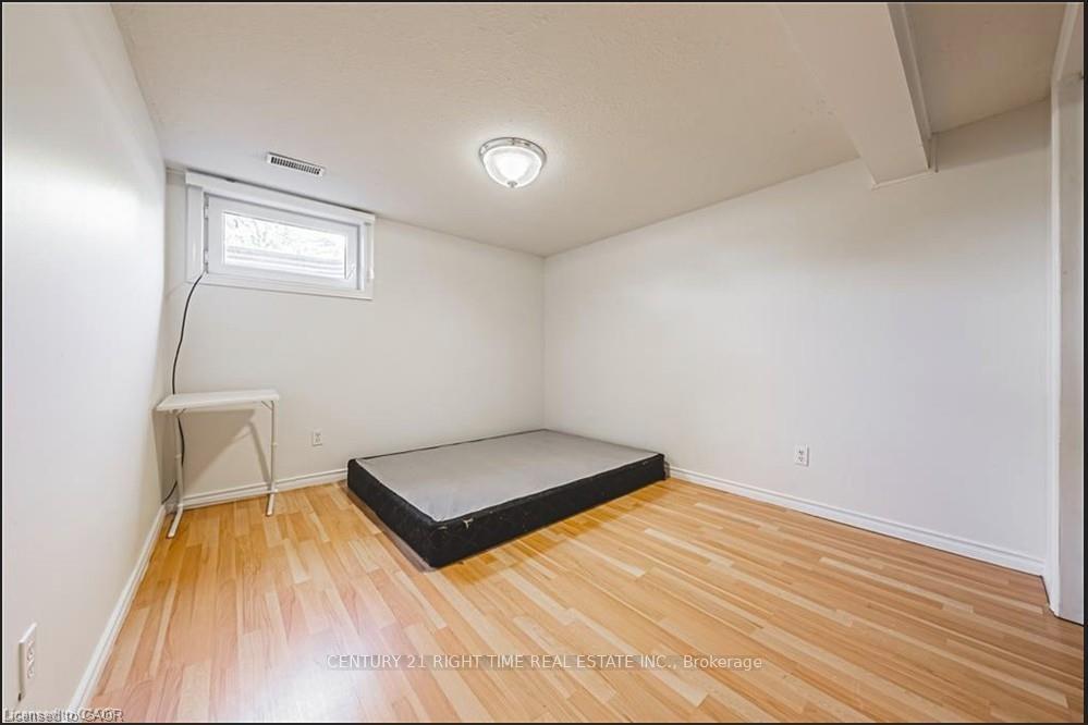 Photo 26 of 267 Erb Street E, Waterloo, Fairfield — HOMEH