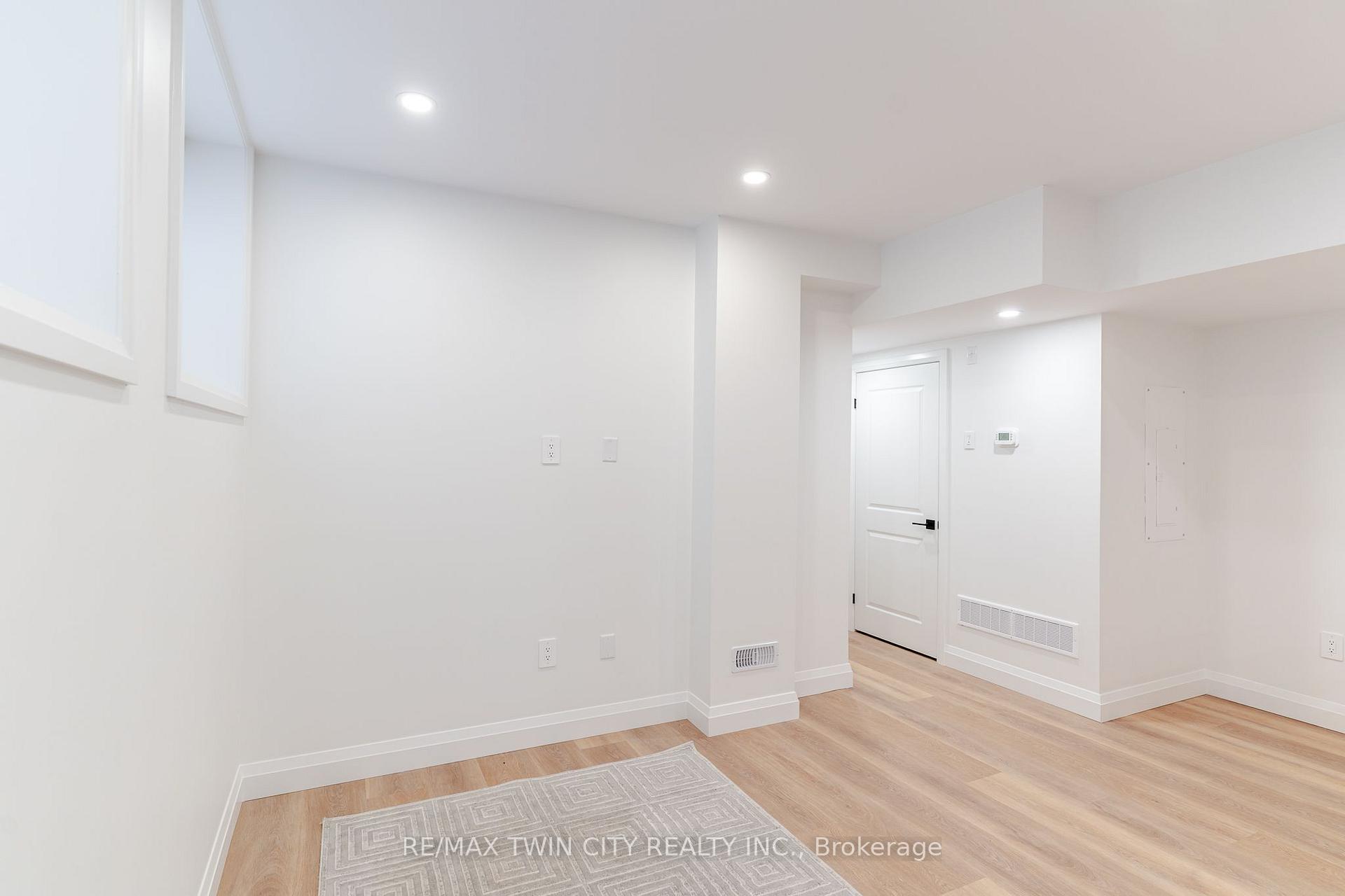 Photo 2 of Unit 4, 220 Heiman Street, Kitchener, Southdale — HOMEH