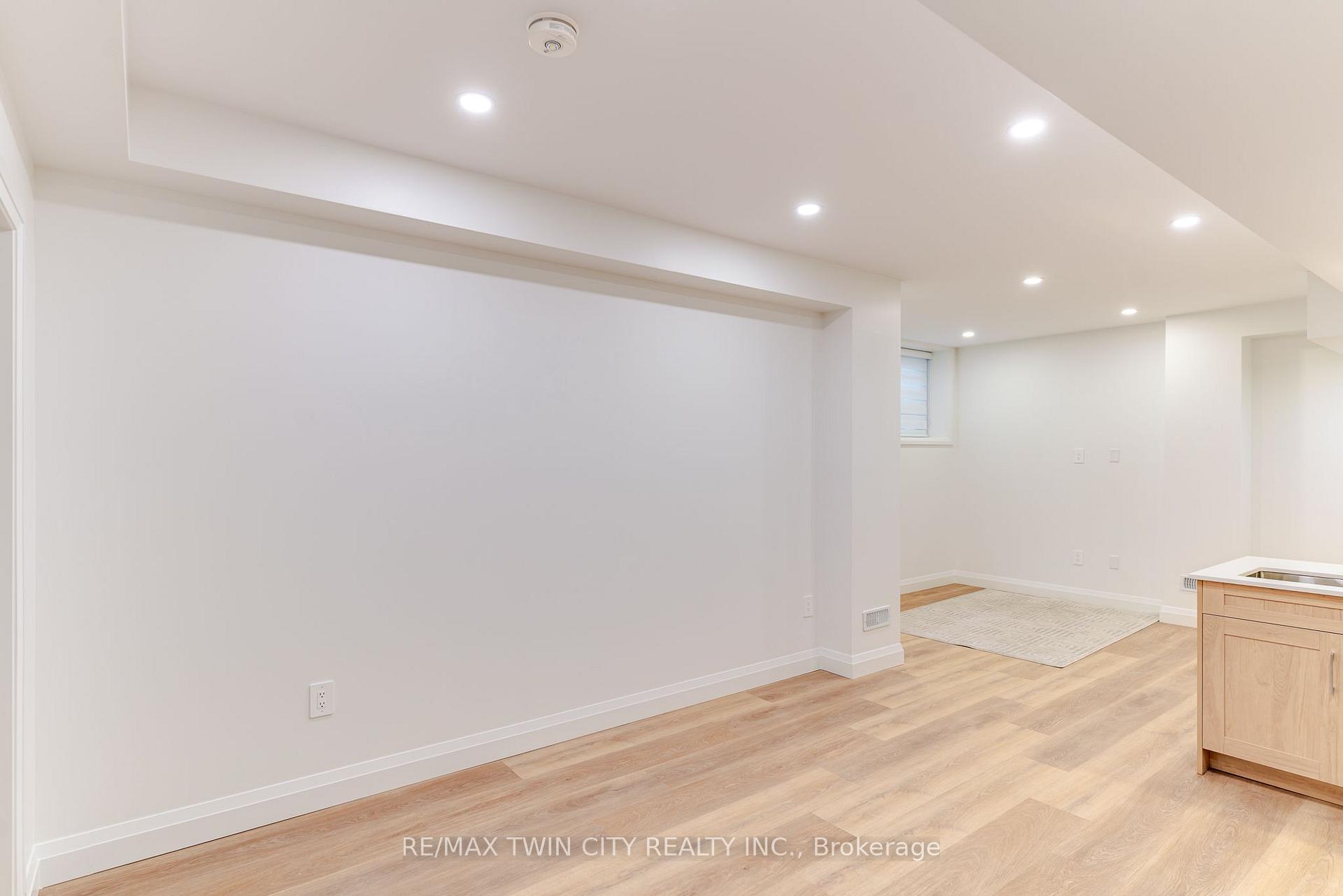 Photo 10 of Unit 4, 220 Heiman Street, Kitchener, Southdale — HOMEH