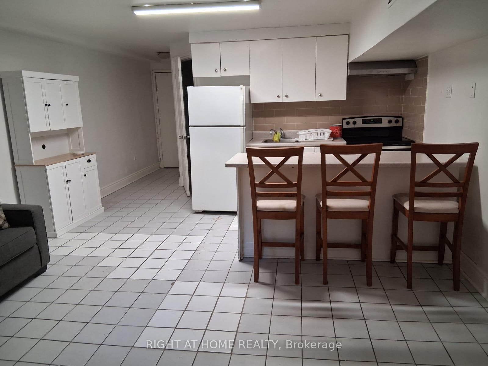 Photo 11 of 553 Rogers Road, Toronto, Keelesdale-Eglinton West — HOMEH