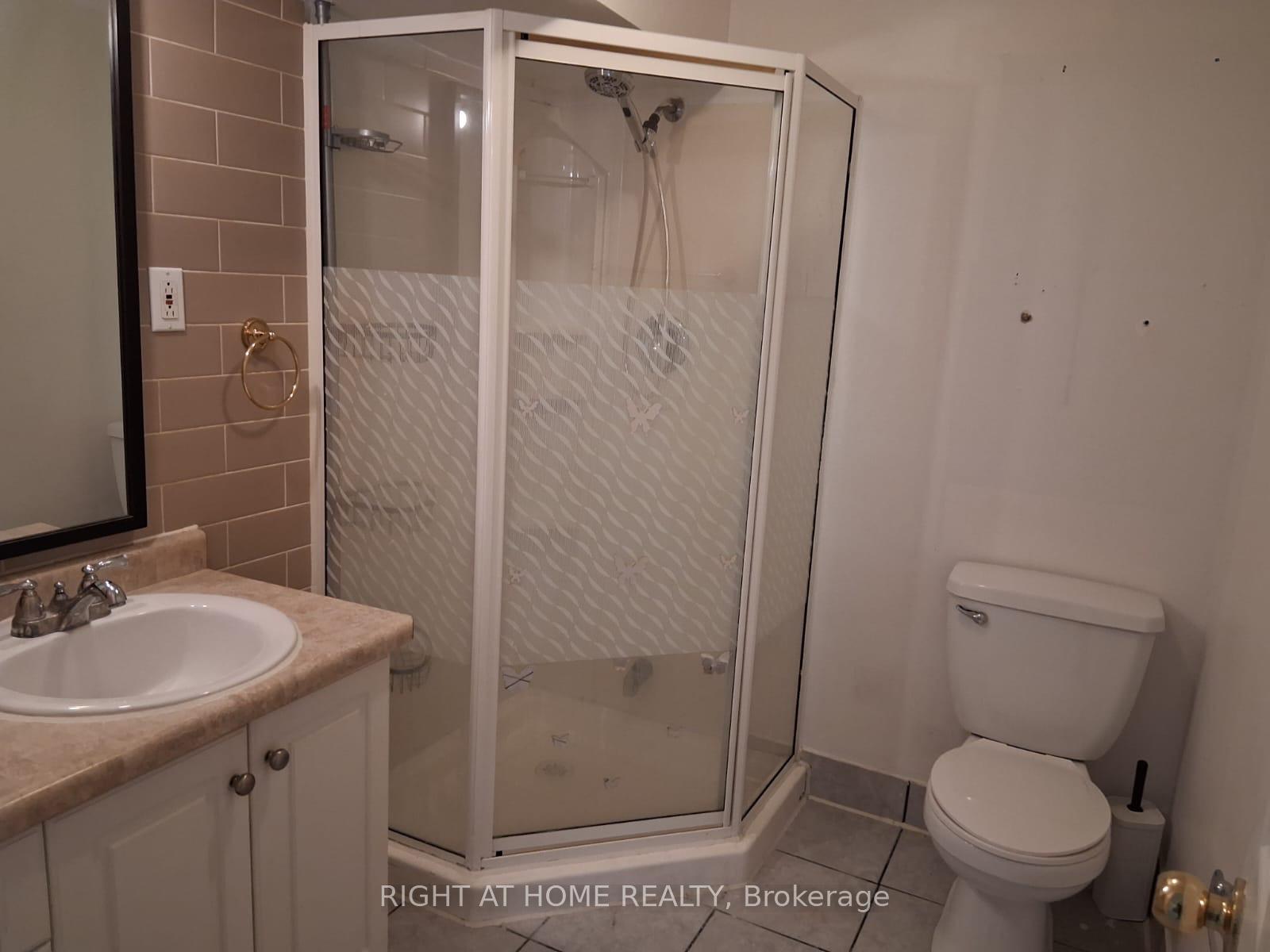 Photo 13 of 553 Rogers Road, Toronto, Keelesdale-Eglinton West — HOMEH