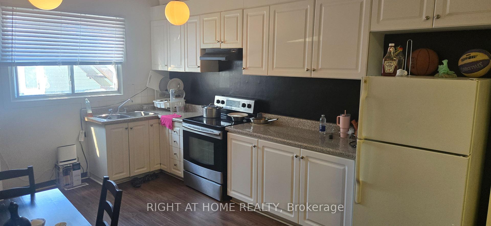 Photo 25 of 553 Rogers Road, Toronto, Keelesdale-Eglinton West — HOMEH