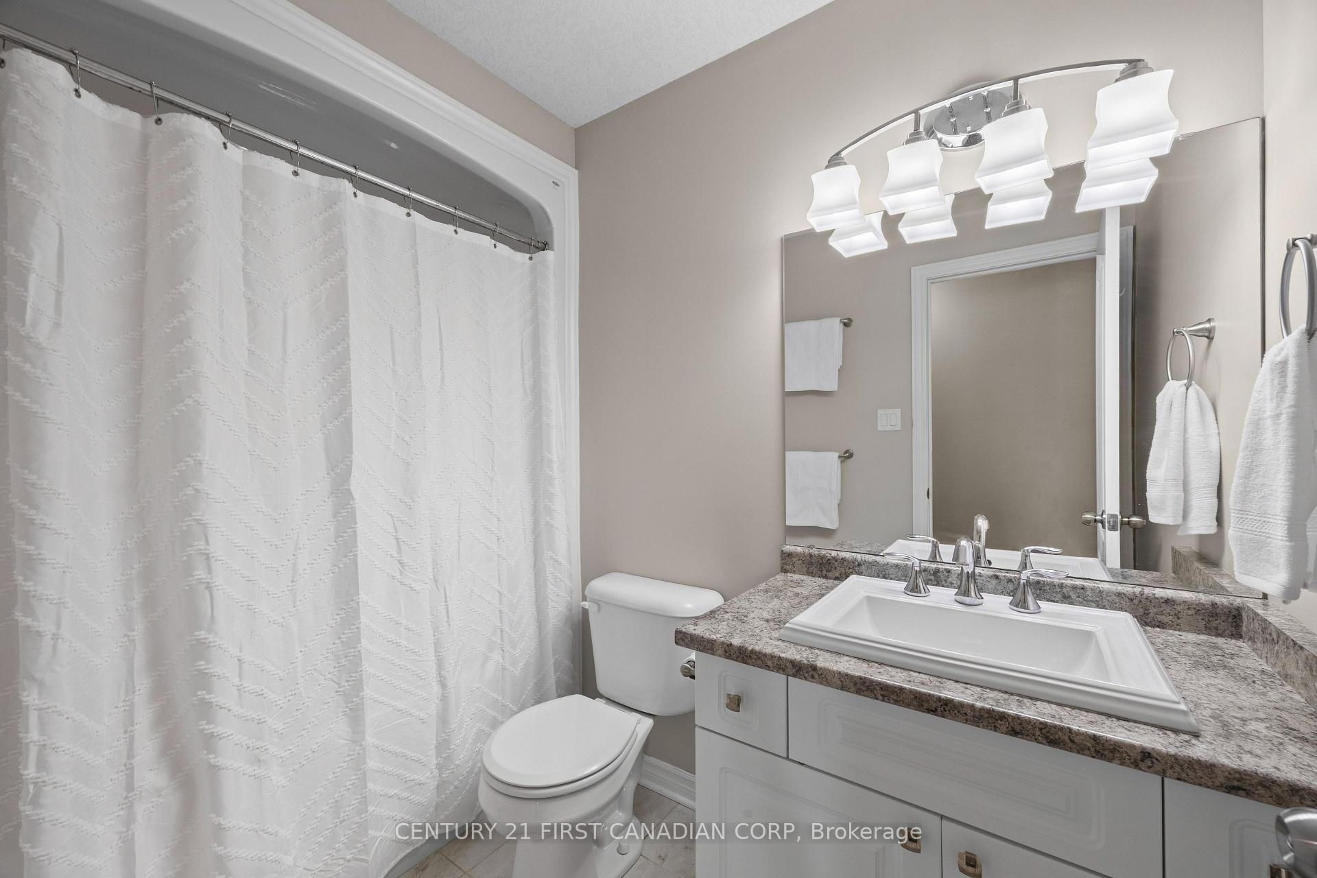 Photo 21 of 131 Deborah Drive, Strathroy-Caradoc, NE — HOMEH