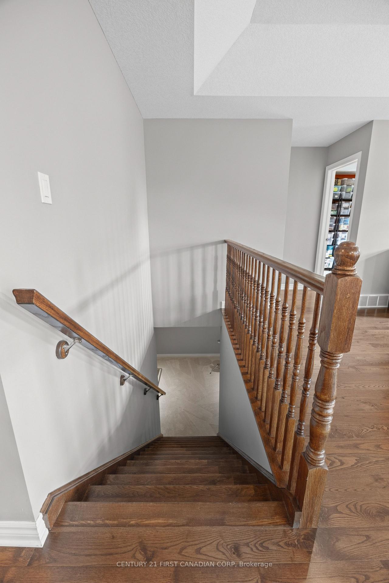 Photo 23 of 131 Deborah Drive, Strathroy-Caradoc, NE — HOMEH