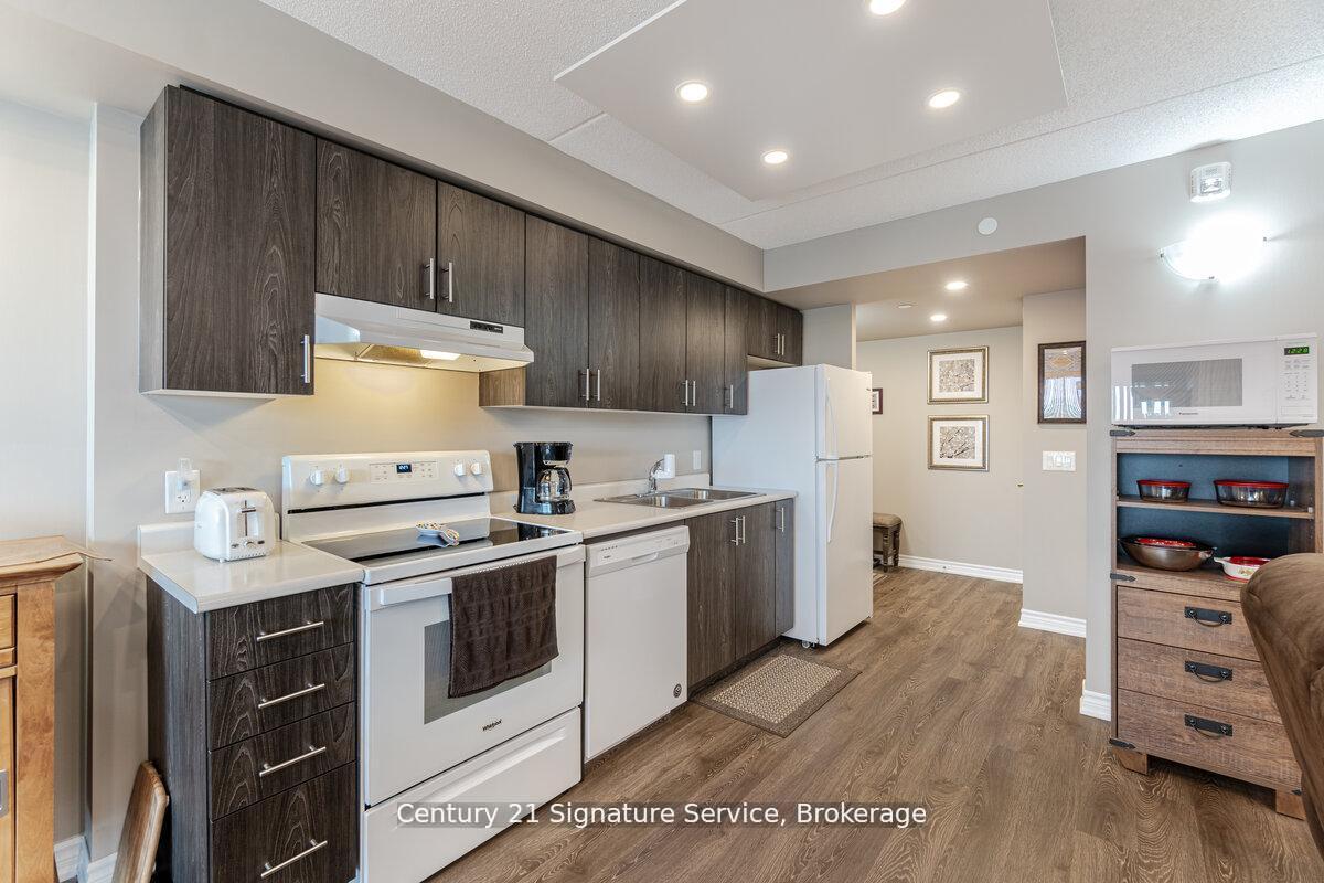Photo 10 of Unit 911, 716 Main Street E, Milton, Timberlea — HOMEH