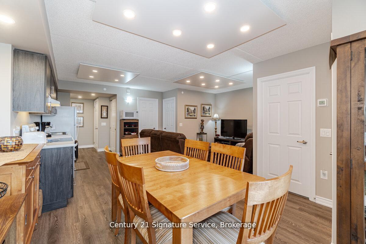 Photo 13 of Unit 911, 716 Main Street E, Milton, Timberlea — HOMEH