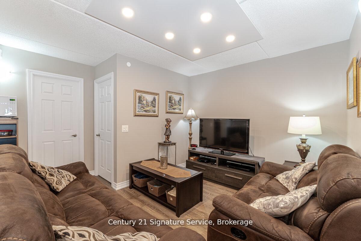 Photo 18 of Unit 911, 716 Main Street E, Milton, Timberlea — HOMEH