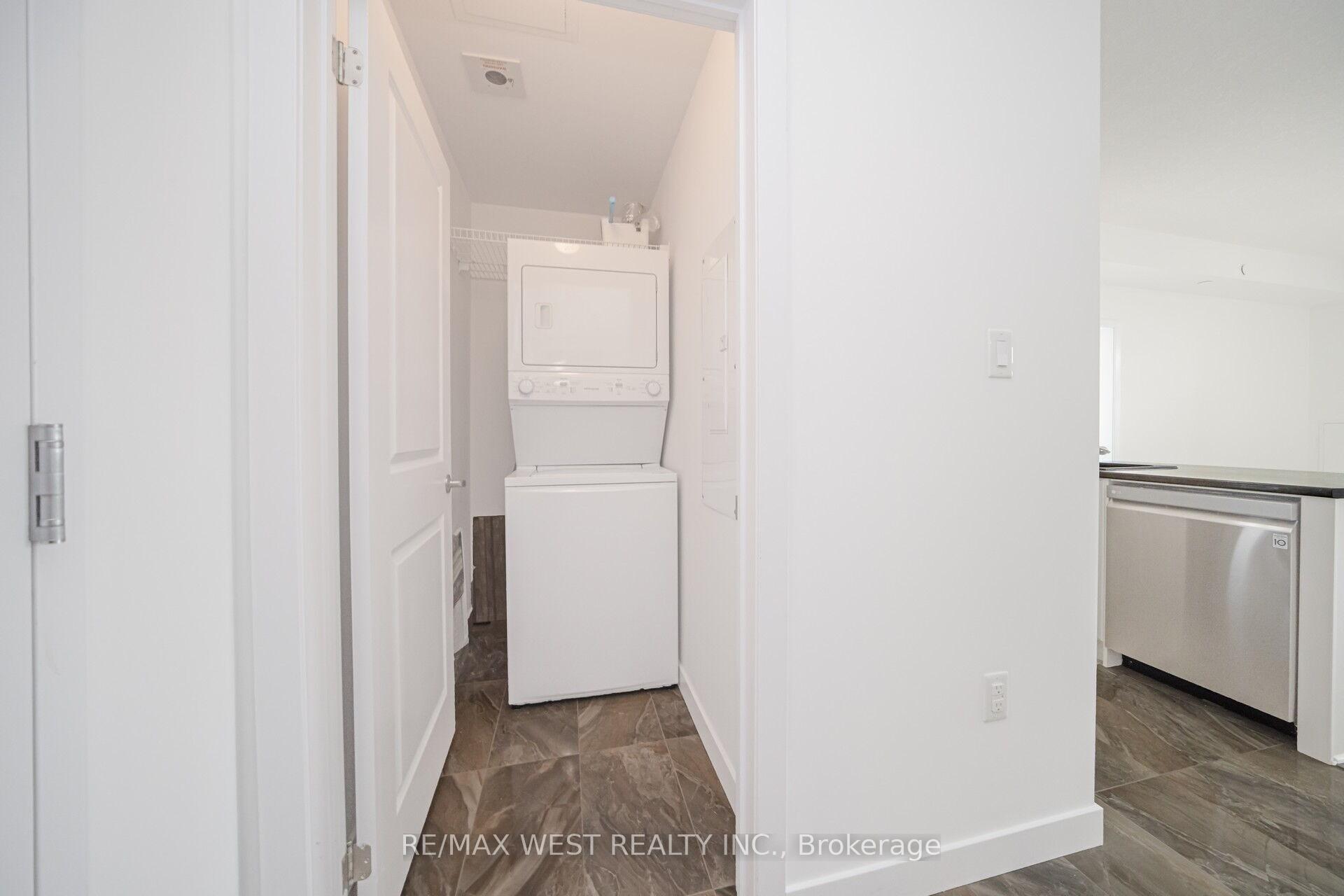 Photo 15 of Unit 131, 101 Shoreview Place, Hamilton, Stoney Creek — HOMEH