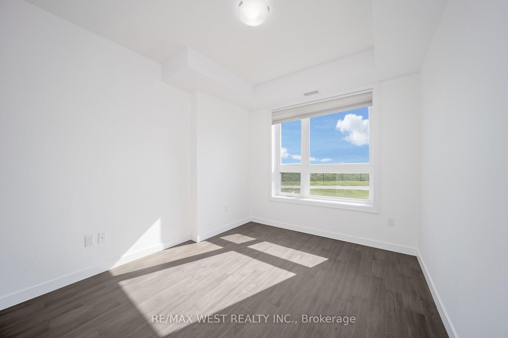 Photo 37 of Unit 131, 101 Shoreview Place, Hamilton, Stoney Creek — HOMEH