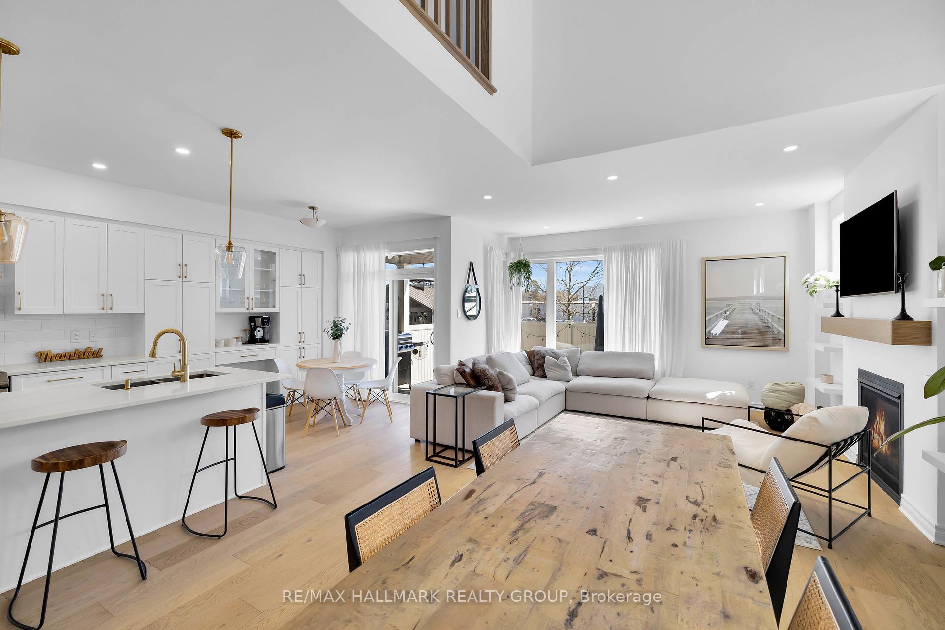 Photo 7 of 112 Crevasse Road, Ottawa, Mer Bleue/Bradley Estates/Anderson Park — HOMEH