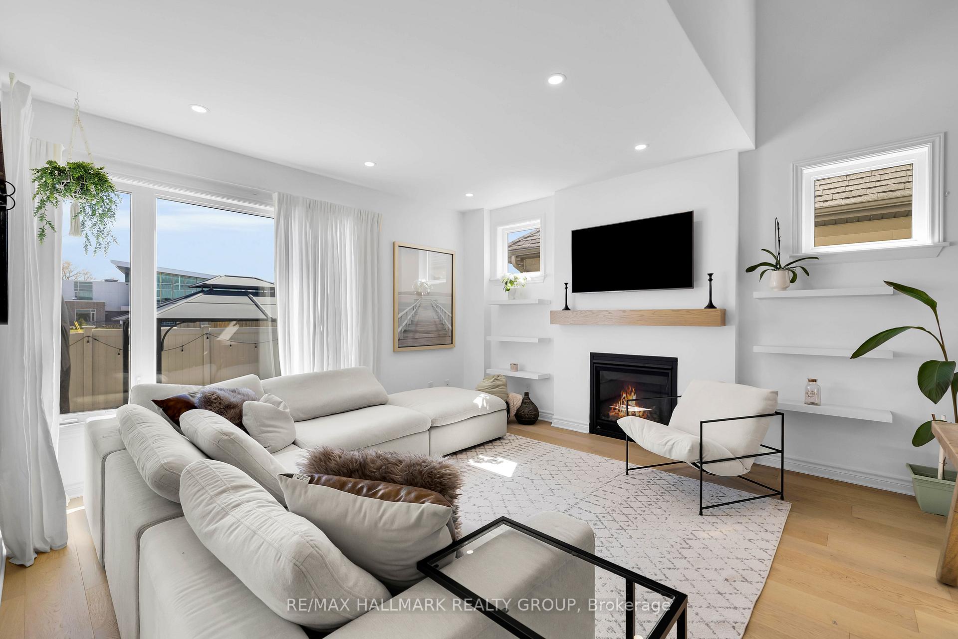 Photo 13 of 112 Crevasse Road, Ottawa, Mer Bleue/Bradley Estates/Anderson Park — HOMEH