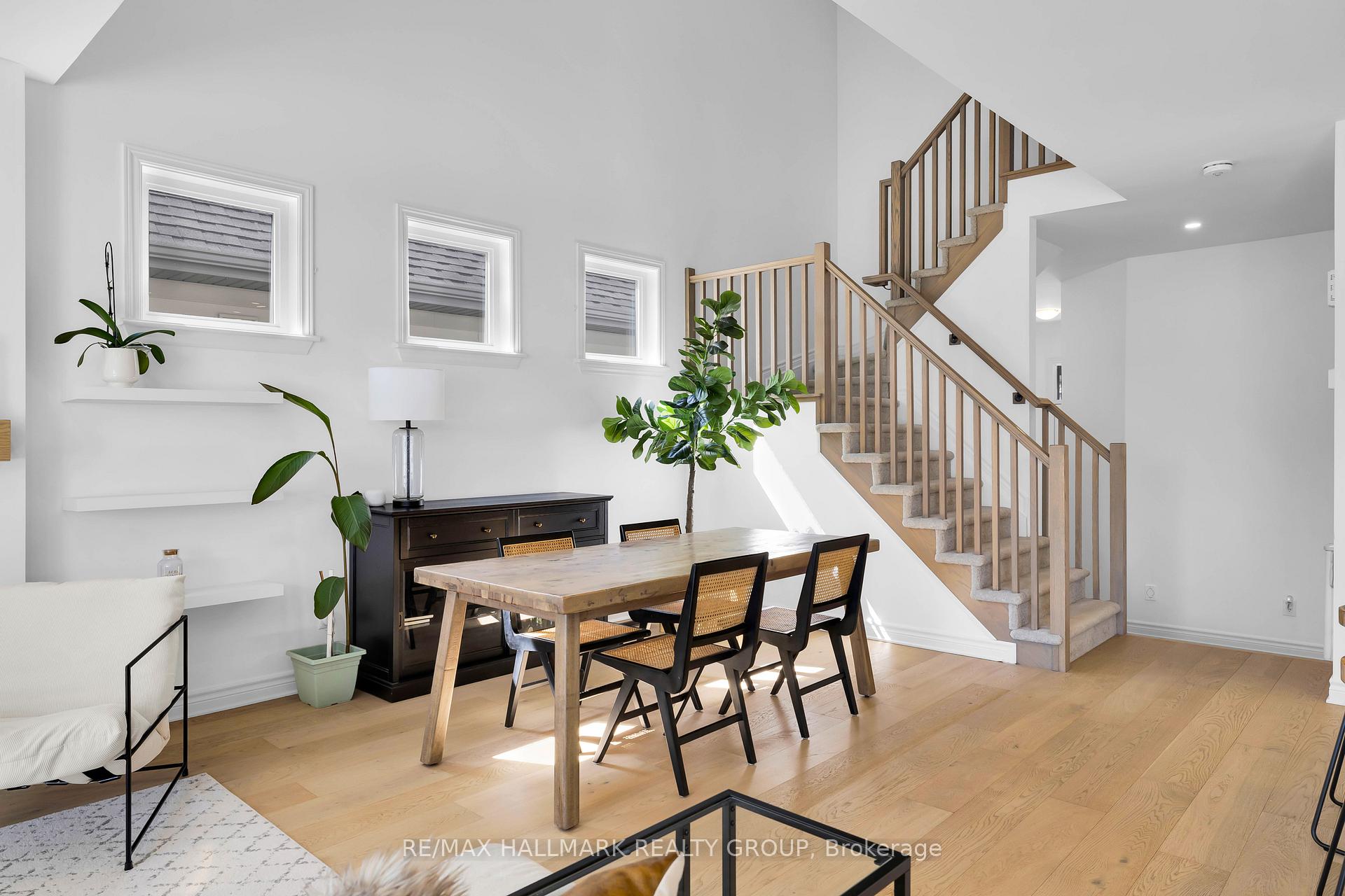 Photo 16 of 112 Crevasse Road, Ottawa, Mer Bleue/Bradley Estates/Anderson Park — HOMEH