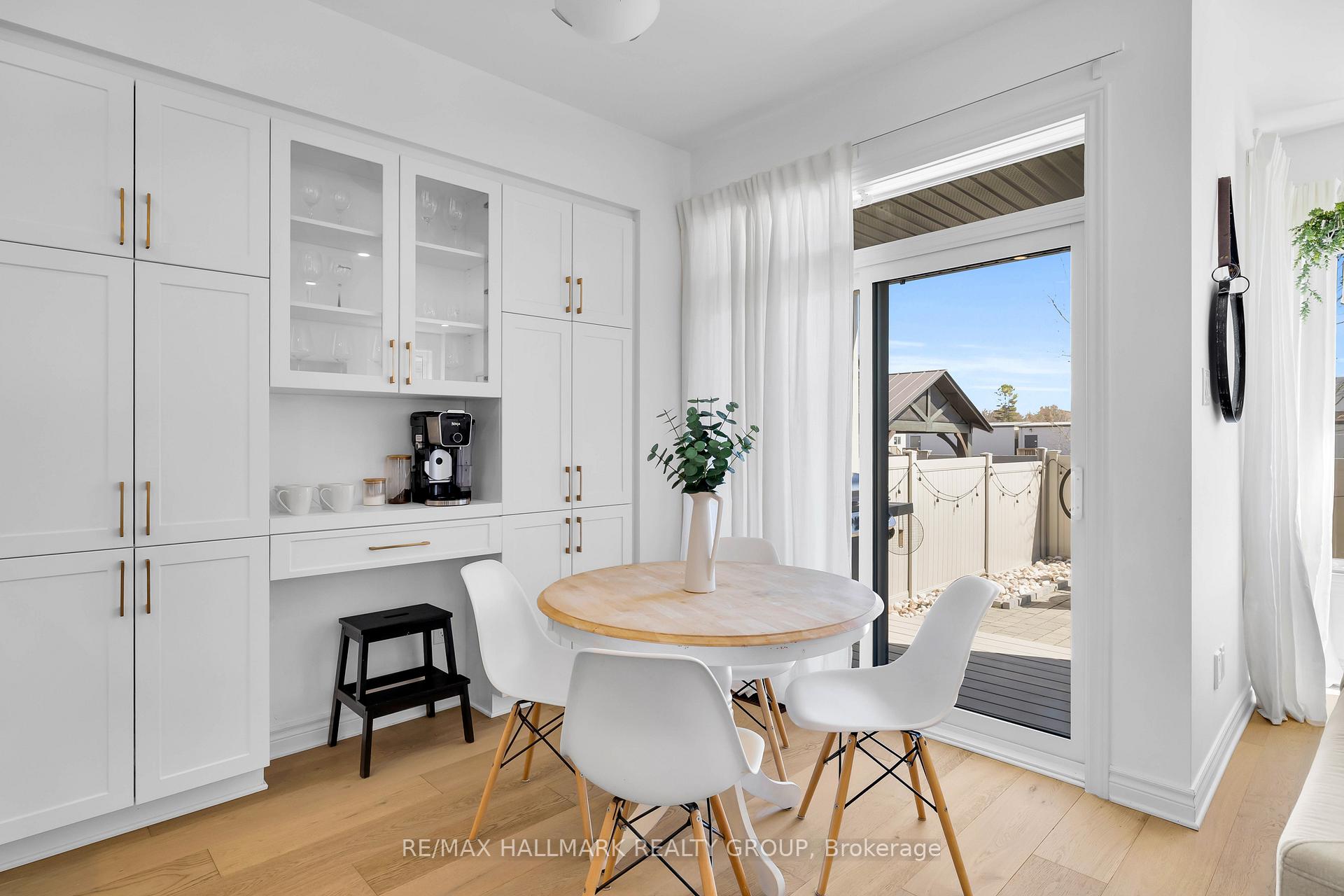 Photo 26 of 112 Crevasse Road, Ottawa, Mer Bleue/Bradley Estates/Anderson Park — HOMEH